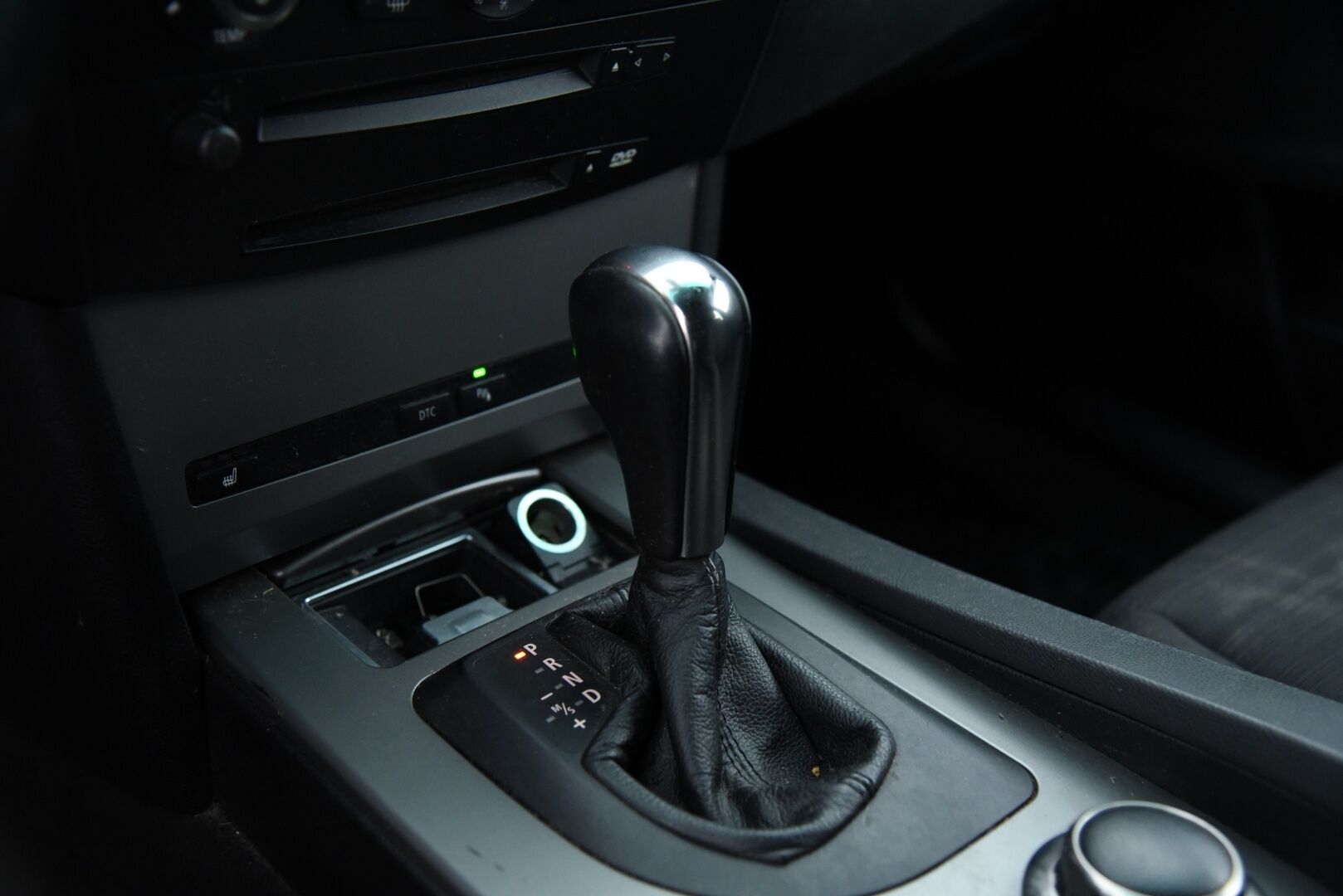 BMW 530 2007 E61 Touring / Webasto / Koukku / Xenon / Prof. Navi / Vakkari - Myydään huutokaupat.comissa!
