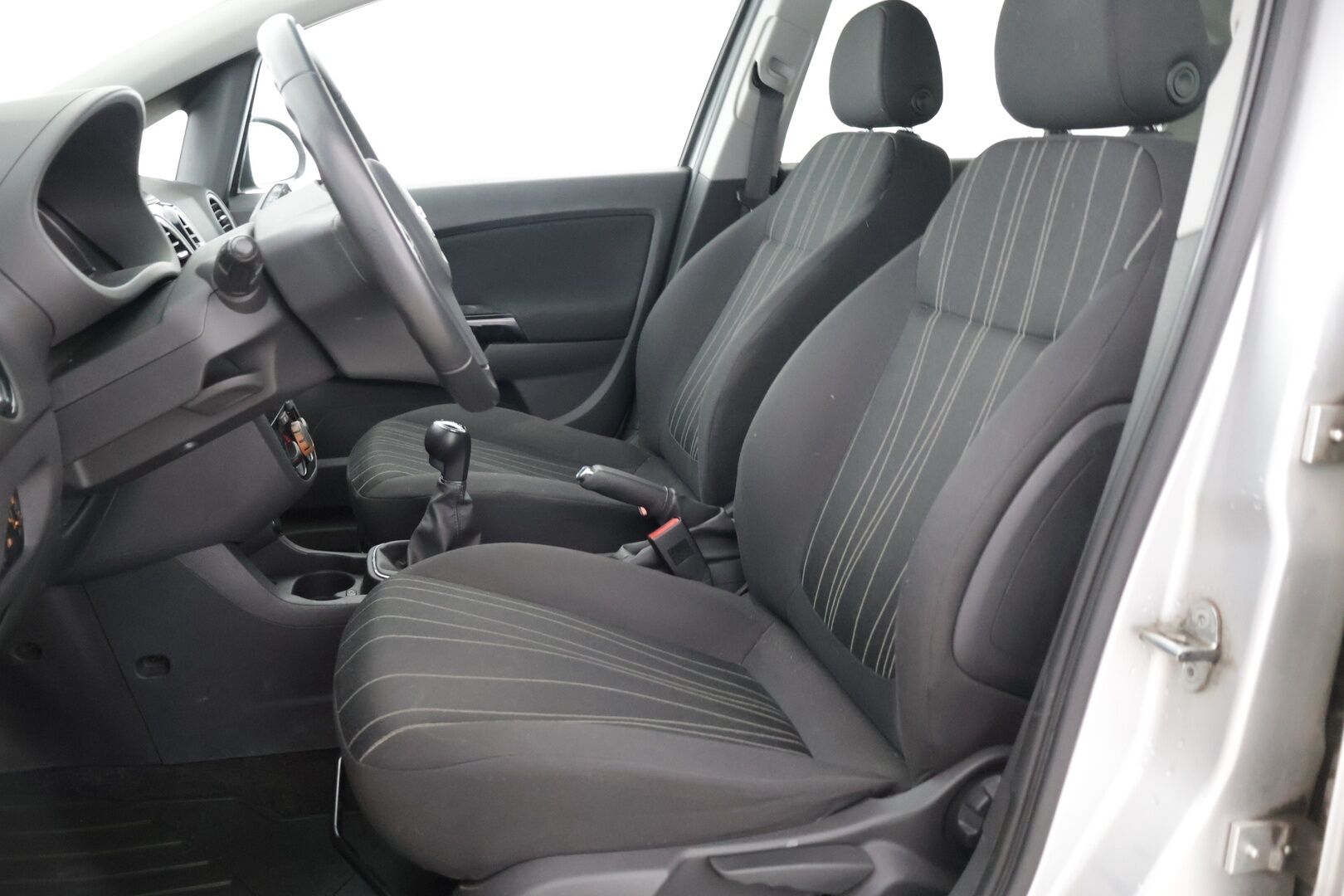 Opel Corsa 2010 1.2 I Twinport Enjoy *MYYDÄÄN HUUTOKAUPAT.COM*