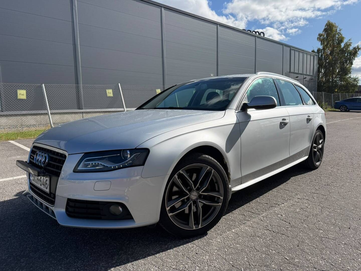 Audi A4 2010 Avant 2,0 TFSI 155 kW quattro S tronic Business - YritysOutlet - Myydään vain yrityksille - – Tämä auto myydään YritysOutlet -valikoimasta vain yritykselle