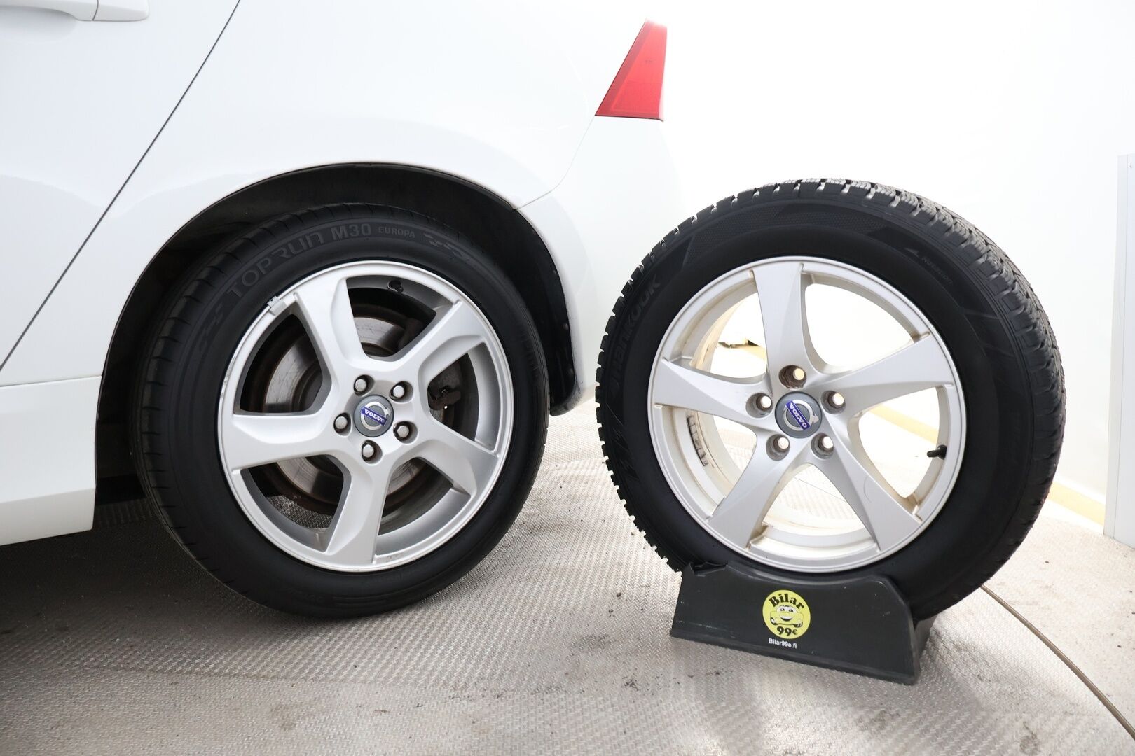 Volvo S60 2010 2,0T Summum Business aut - Suomiauto / Webasto / Peruutuskamera / High Performance Audio / Aktiiviset Xenon / Nahkasisusta / Upeasti huollettu!