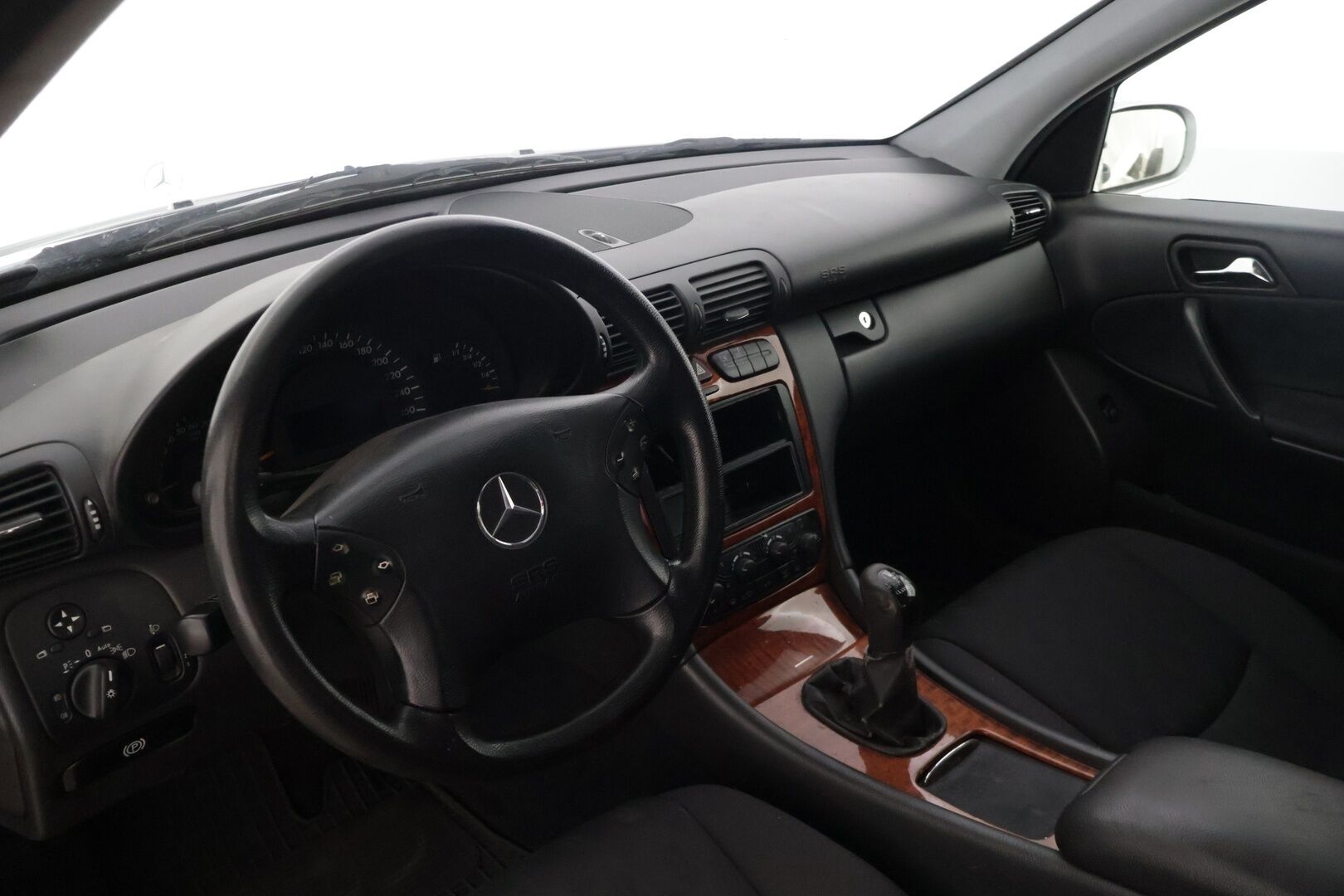 Mercedes-Benz C 2000 C 240 Sedan (AA) 4ov 2597cm3 - | yritysoutlet |