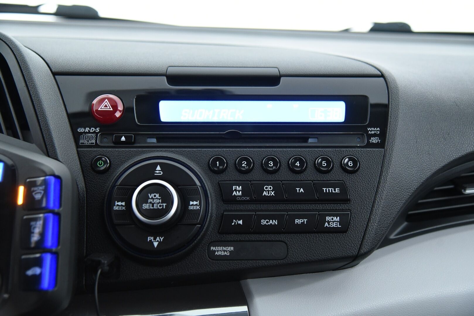 Honda CR-Z 2011 1,5 GT Business / Lohkolämmitin / Vakkari / Merkkiliikkeen huoltokirja! / 2. Om! / 2x Renkaat aluvantein / P. Tutka - Täydellinen merkkiliikkeen huoltohistoria!