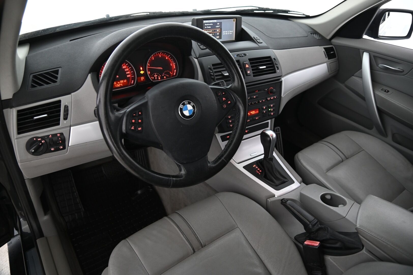 BMW X3 2007 E83 SAV *Myydään Huutokaupat.com* - Myydään Huutokaupat.com