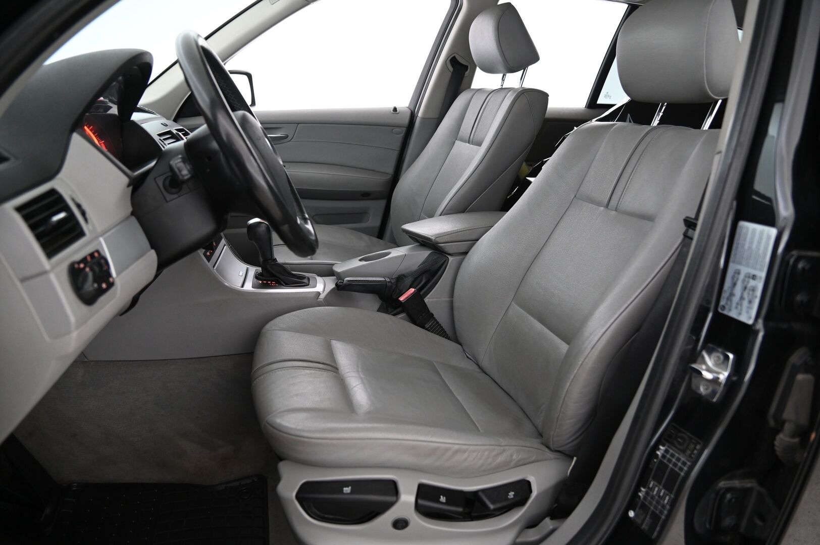 BMW X3 2007 E83 SAV *Myydään Huutokaupat.com* - Myydään Huutokaupat.com