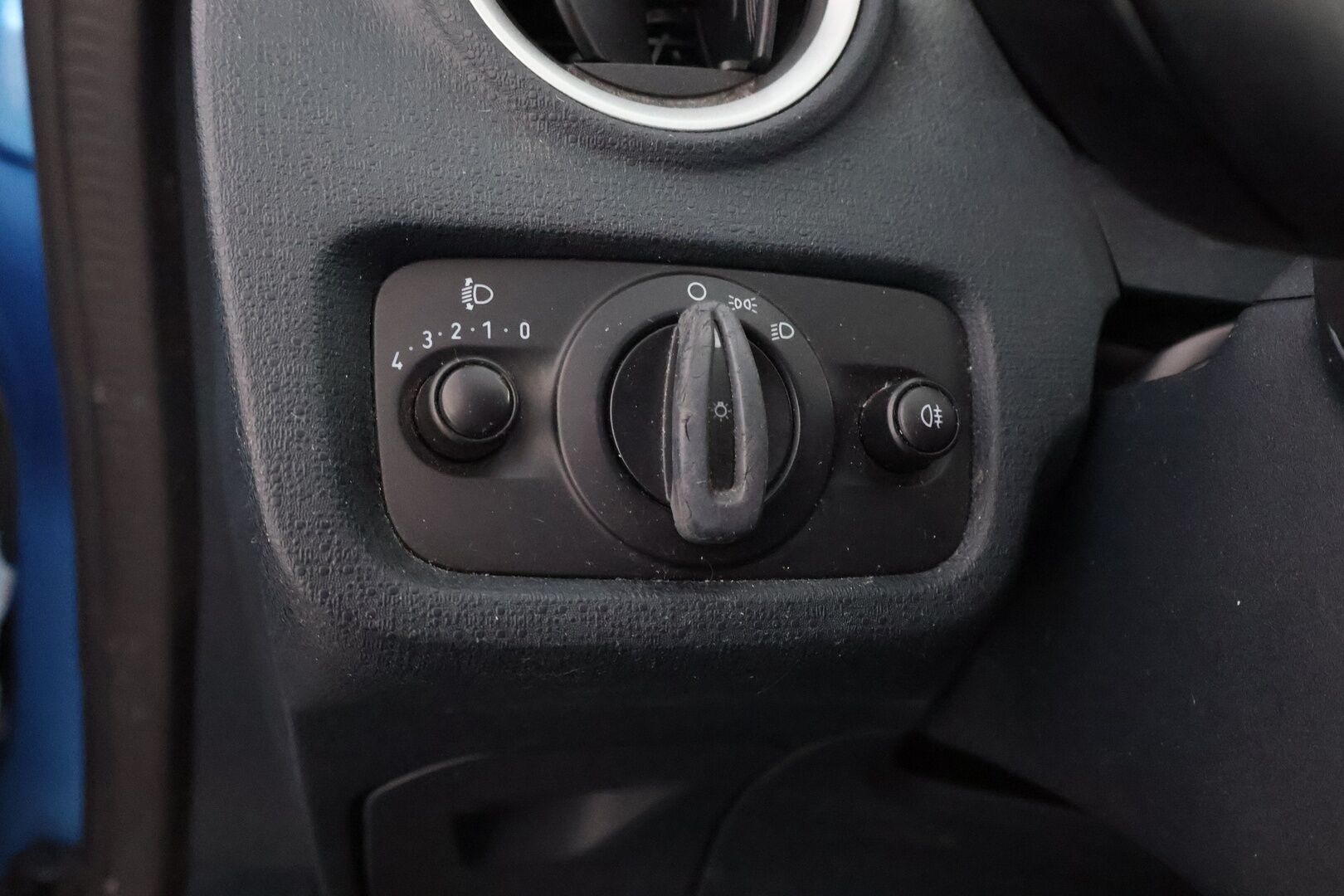 Ford Fiesta 2012 1,25 82 hv Trend M5 5-ovinen - *Myydään Huutokaupat.com*