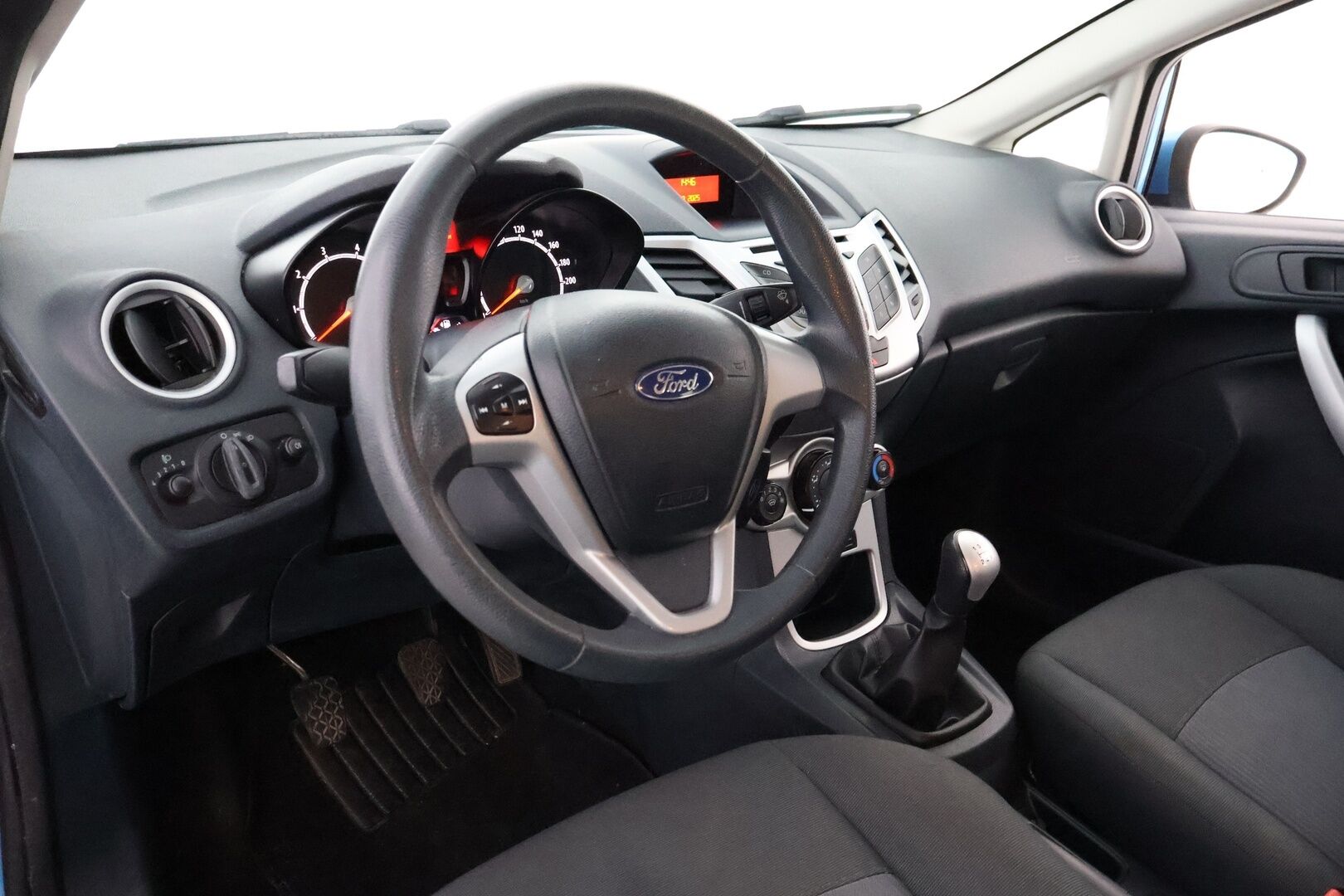 Ford Fiesta 2012 1,25 82 hv Trend M5 5-ovinen - *Myydään Huutokaupat.com*