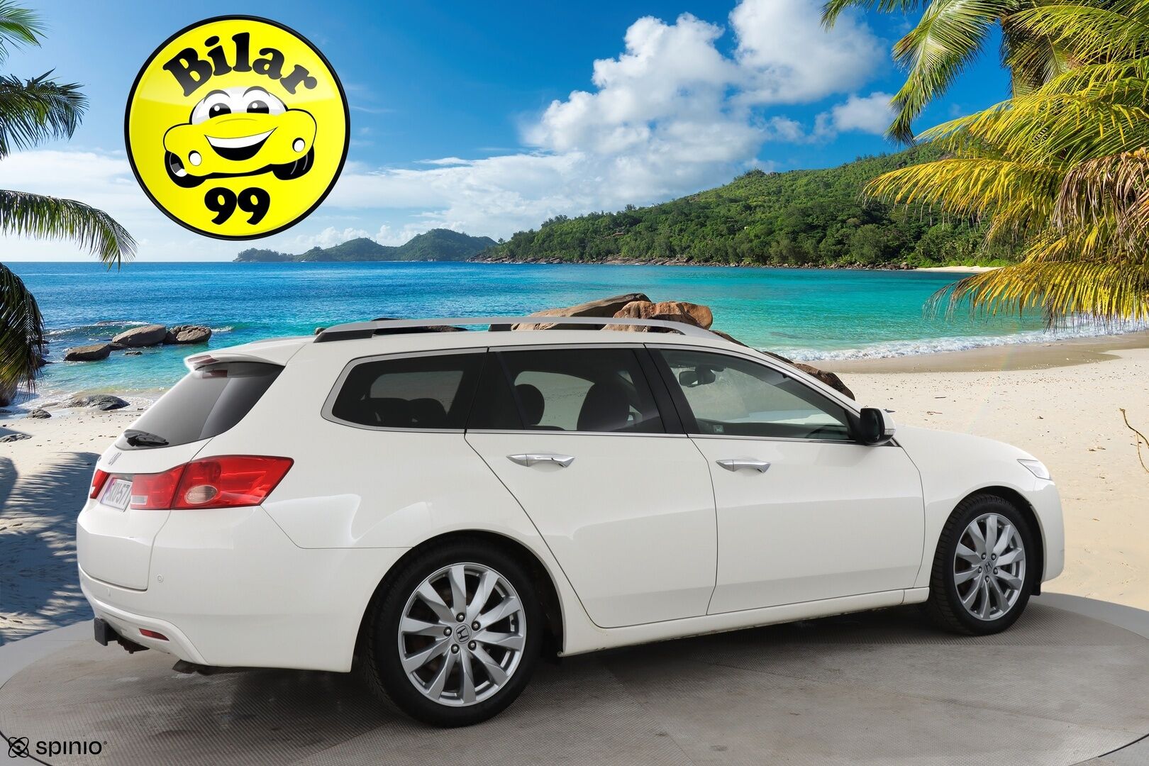 Honda Accord 2013 Tourer DSL 2,2 i-DTEC Executive Business * Nahkapenkit muistilla / Kattoluukku / Kahdet hyväkuntoiset renkaat * - Huippu varusteet / Hyvin pidetty / Laatu farmari! - HULLUT AVAJAISHULINAT KORKOTARJOUS 3,29 %