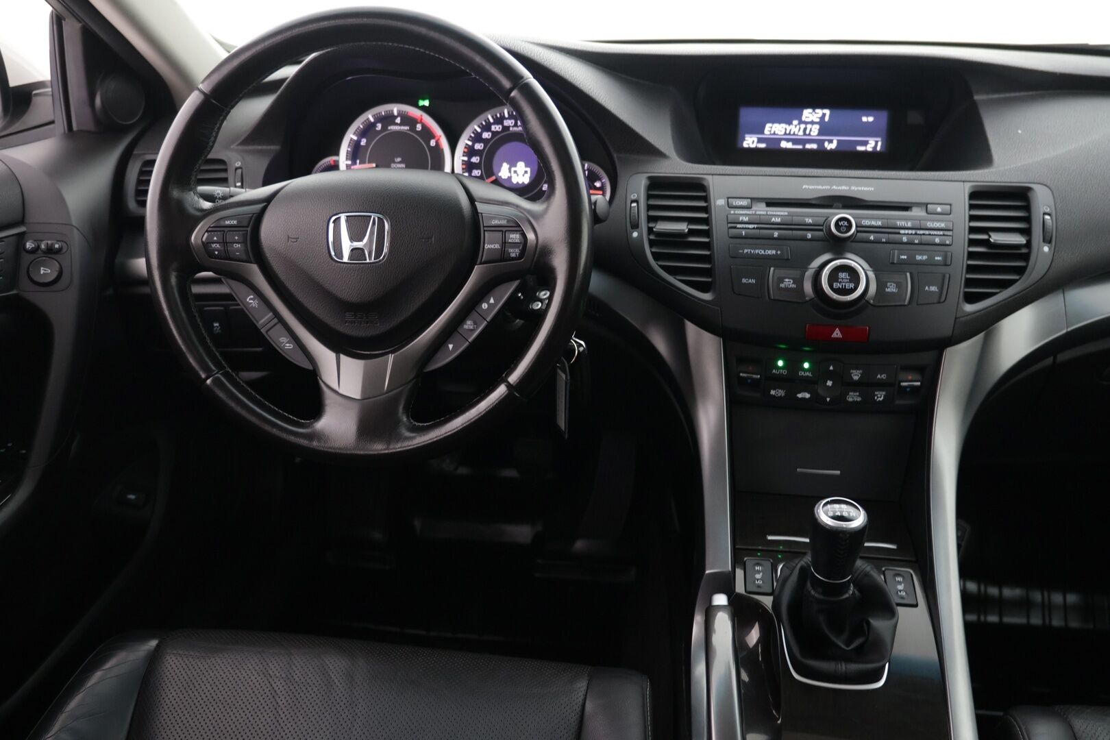 Honda Accord 2013 Tourer DSL 2,2 i-DTEC Executive Business - | Nahat muistilla | Kattoluukku | Hyvin pidetty