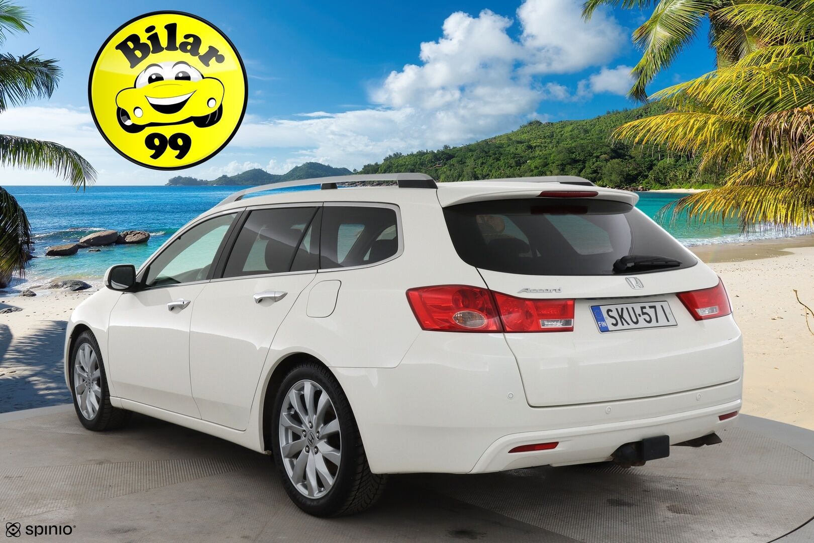 Honda Accord 2013 Tourer DSL 2,2 i-DTEC Executive Business * Nahkapenkit muistilla / Kattoluukku / Kahdet hyväkuntoiset renkaat * - Huippu varusteet / Hyvin pidetty / Laatu farmari! - HULLUT AVAJAISHULINAT KORKOTARJOUS 3,29 %