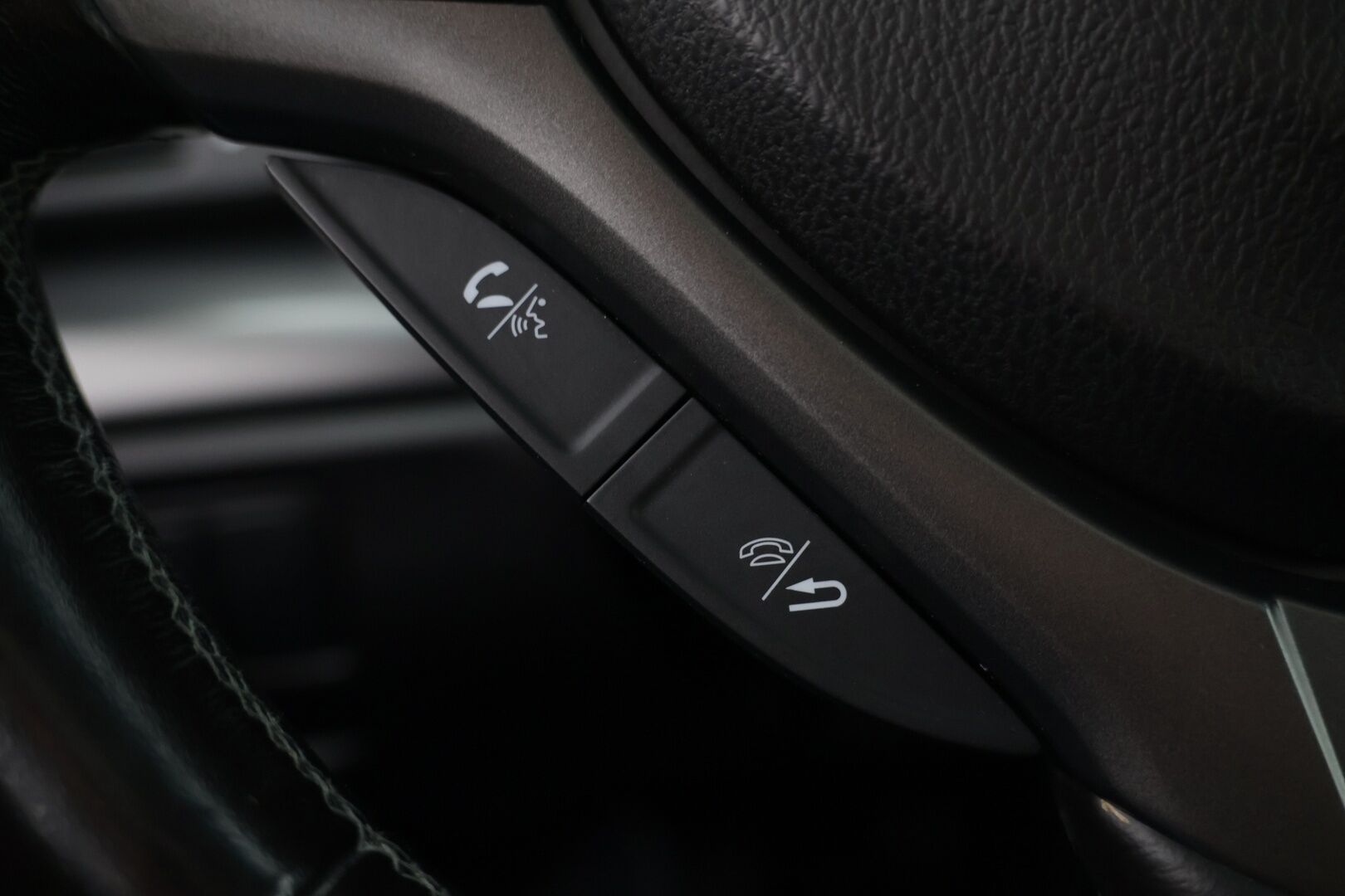 Honda Accord 2013 Tourer DSL 2,2 i-DTEC Executive Business * Nahkapenkit muistilla / Kattoluukku / Kahdet hyväkuntoiset renkaat * - Huippu varusteet / Hyvin pidetty / Laatu farmari! - HULLUT AVAJAISHULINAT KORKOTARJOUS 3,29 %