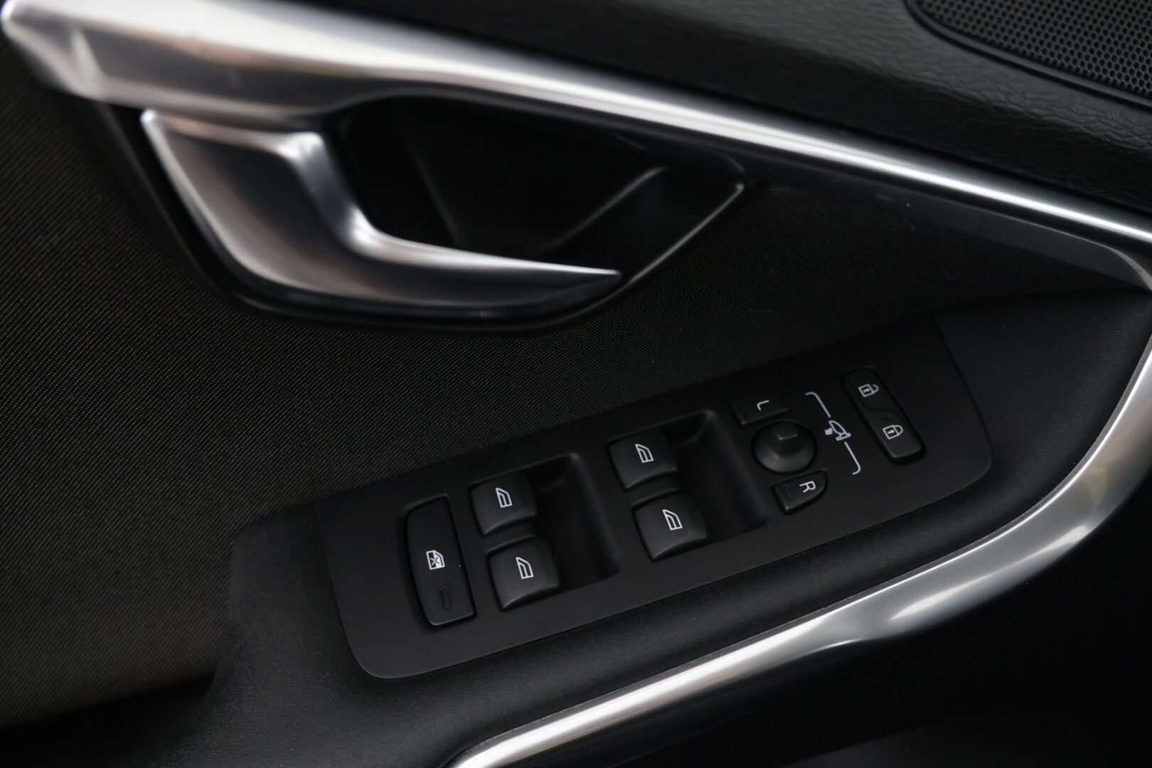 Volvo V40 Cross Country 2013 D3 Momentum aut - Ei AD-blue | Lohko | P.kamera | Xenon