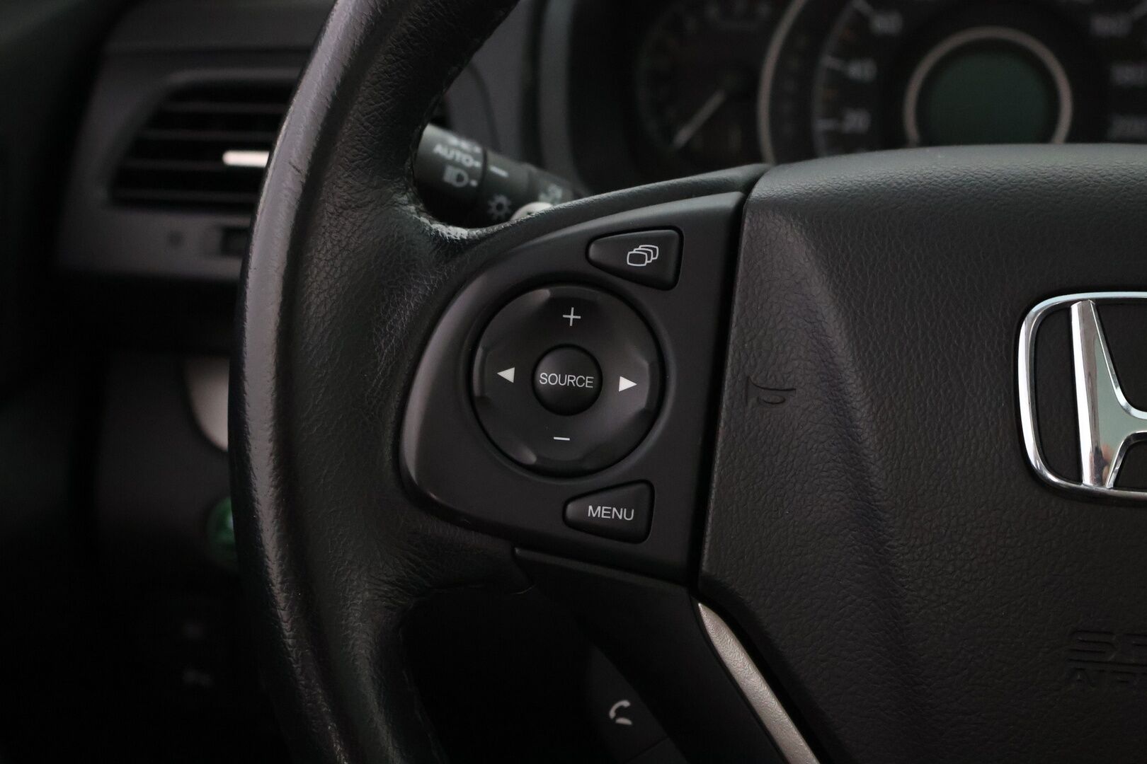 Honda CR-V 2015 Executive NAVI AT - Suomiauto | Nahkasisusta | Muistipenkki | Premium Audio | Panoraama | Peruutuskamera | Navi | Bi-Xenon | Supervarusteet!