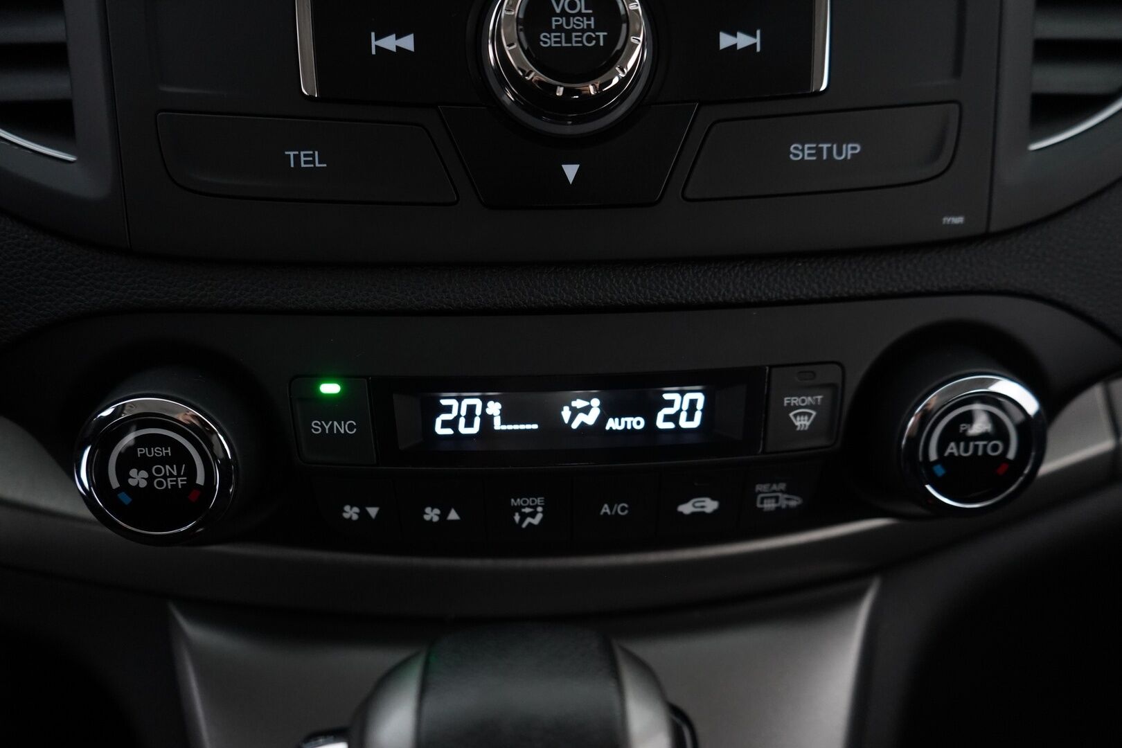Honda CR-V 2013 Elegance AT *Lohko+sisä / Kamera / Koukku / Vakionopeudensäädin* - Viimeisin huolto 193tkm / Suomi-auto / Kahdet OEM Vanteet