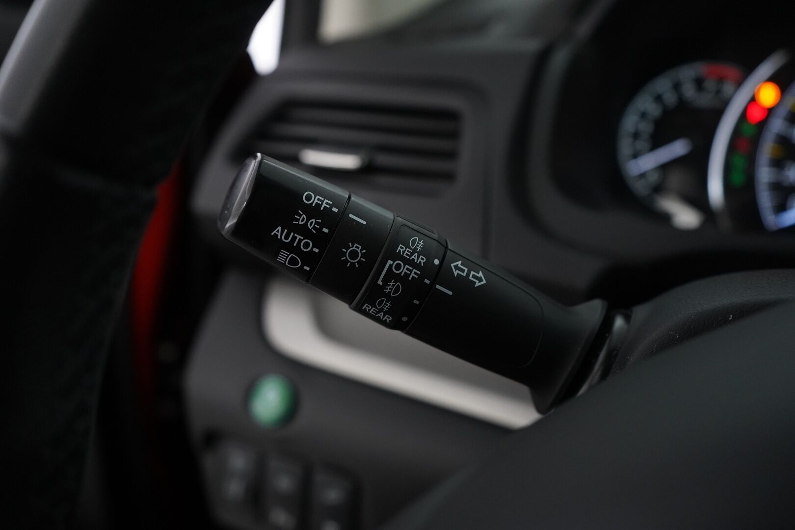 Honda CR-V 2013 Elegance AT *Lohko+sisä / Kamera / Koukku / Vakionopeudensäädin* - Viimeisin huolto 193tkm / Suomi-auto / Kahdet OEM Vanteet