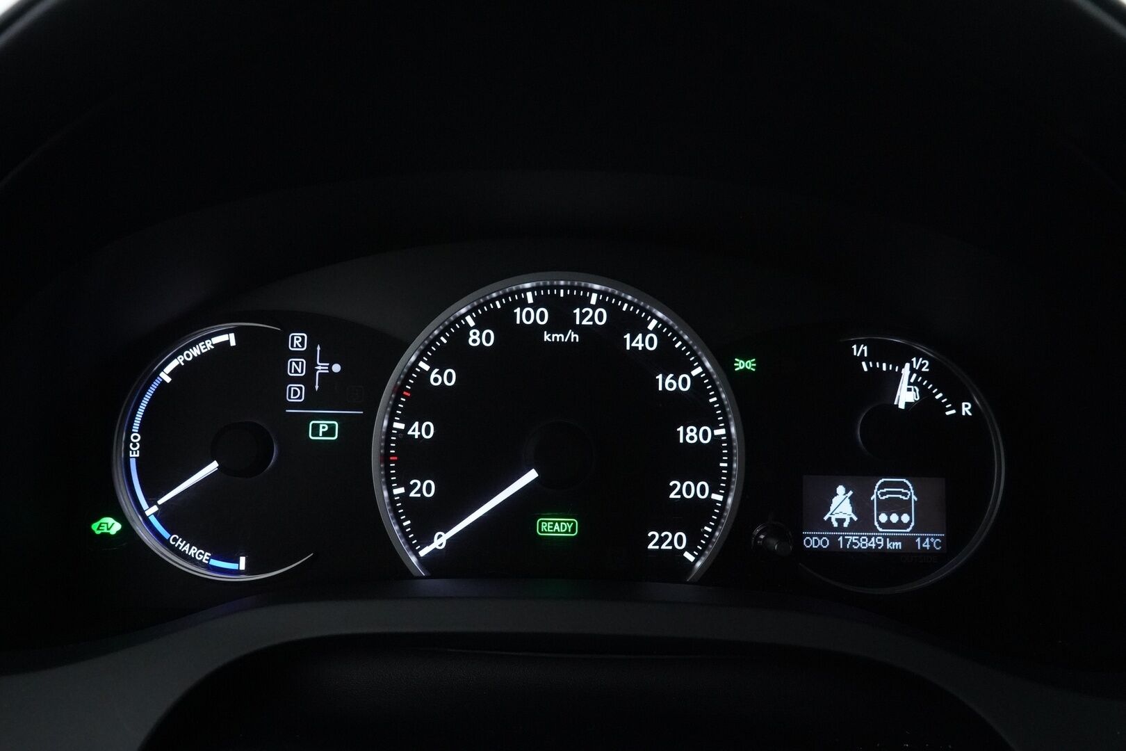 Lexus CT 2013 200h Hybrid A Luxury - ACC | Muistipenkki | Lasikattoluukku | Kamera | Nahkaverhoilu | Sisätilanlämmitin 
