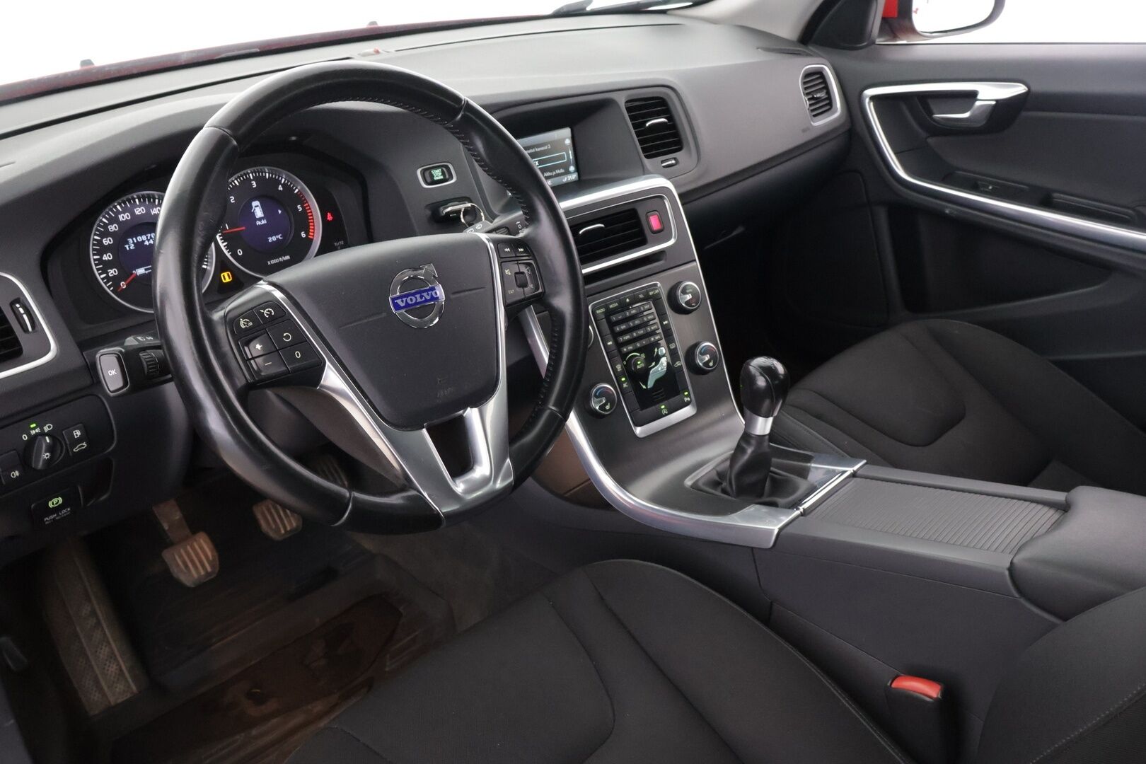 Volvo V60 2013 D2 Momentum Business *HUUTOKAUPATCOM* - *MYYDÄÄN HUUTOKAUPAT.COM*