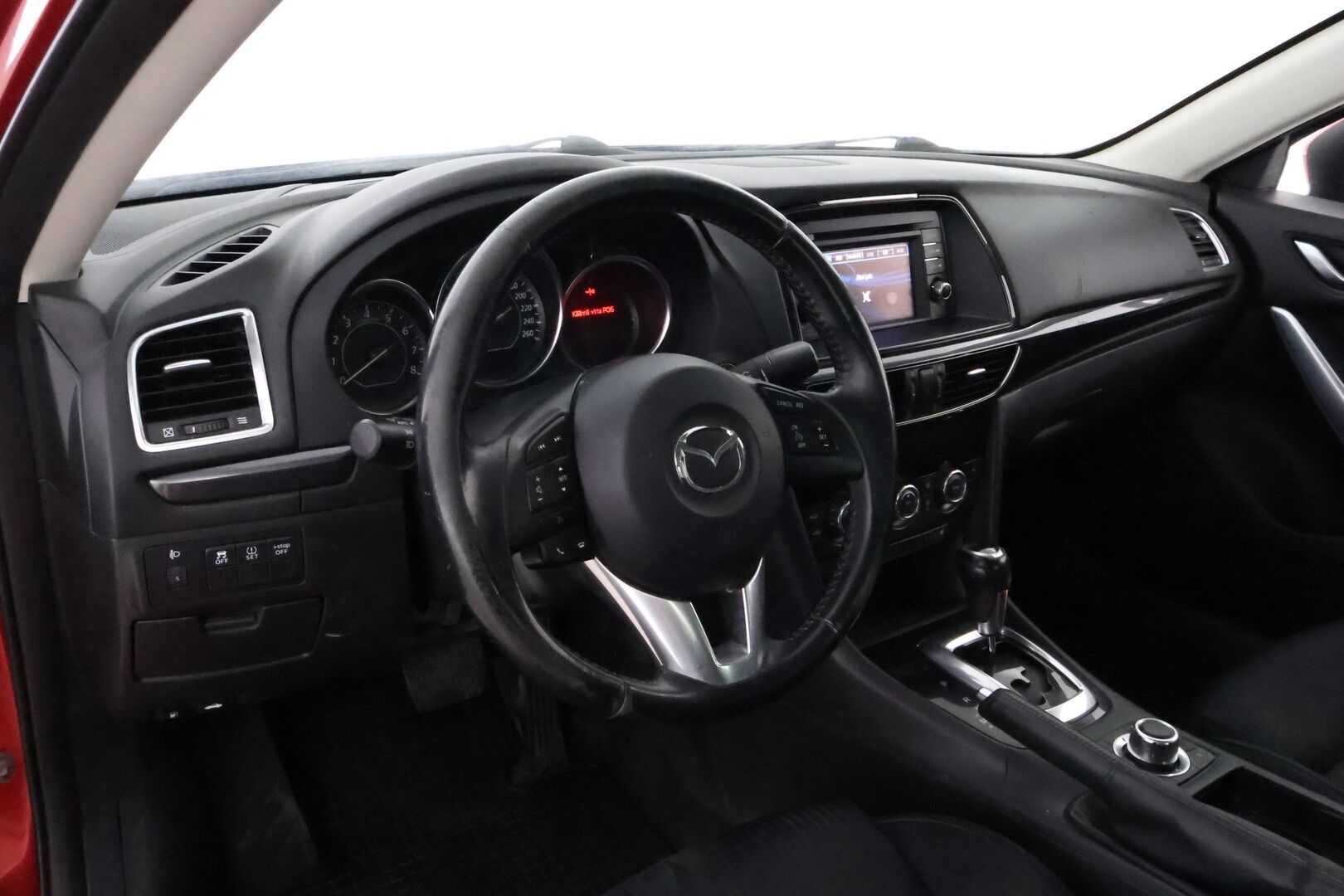 Mazda Mazda6 2013 Sedan 2,0 (165) SKYACTIV-G Premium 6AT 4ov SC1 * 2Om Suomiauto / Vakkari / Lohko & Sisäpistoke / 2x Huippurenkaat! - Vain 2 Omistajaa / Juuri tullut Tampereelle!