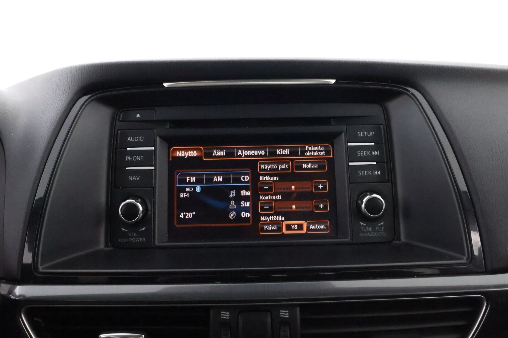 Mazda 6 2013 Sedan 2,0 (165) SKYACTIV-G Premium 6AT 4ov SC1 * 2Om Suomiauto / Vakkari / Lohko & Sisäpistoke / 2x Huippurenkaat! - Vain 2 Omistajaa / Juuri tullut Tampereelle!