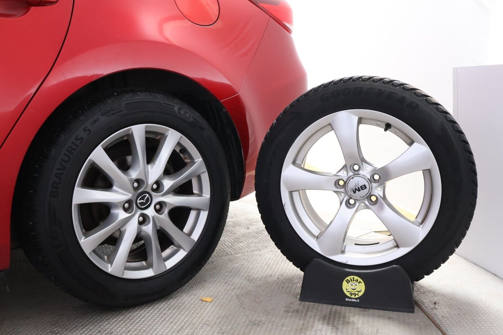 Mazda 6 2013 Sedan 2,0 (165) SKYACTIV-G Premium 6AT 4ov SC1 * 2Om Suomiauto / Vakkari / Lohko & Sisäpistoke / 2x Huippurenkaat! - Vain 2 Omistajaa / Juuri tullut Tampereelle!