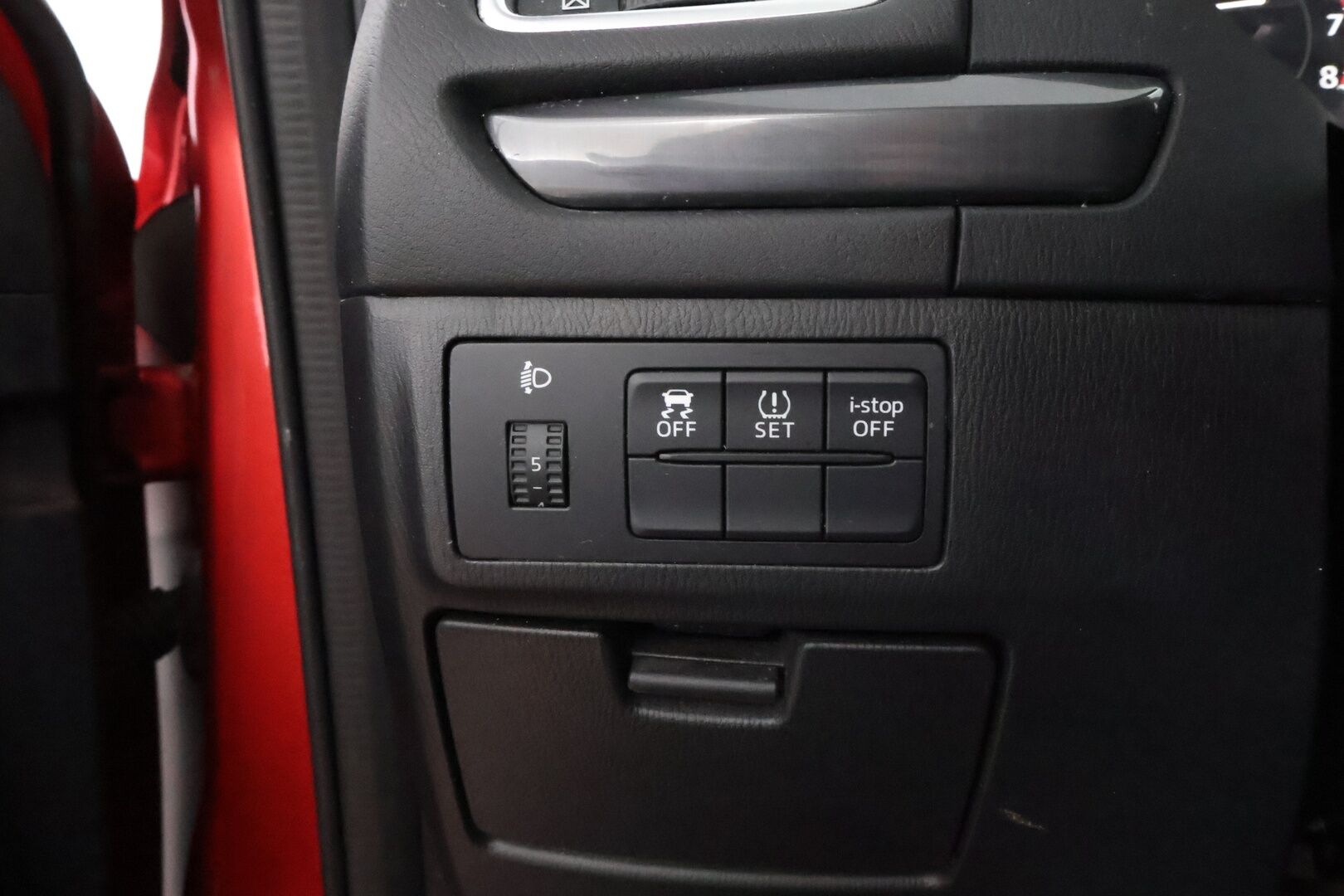 Mazda 6 2013 Sedan 2,0 (165) SKYACTIV-G Premium 6AT 4ov SC1 * 2Om Suomiauto / Vakkari / Lohko & Sisäpistoke / 2x Huippurenkaat! - Vain 2 Omistajaa / Juuri tullut Tampereelle!