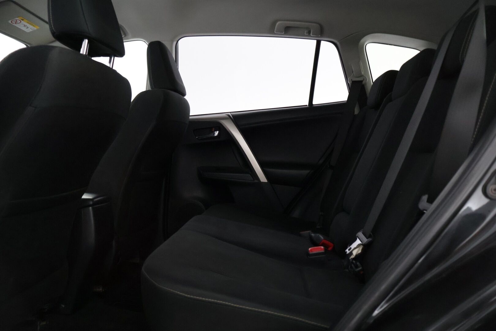 Toyota RAV4 2014 2,0 D-4D AWD Active *YritysOutlet - Myydään vain yrityksille / Webasto / Koukku / Lisävalo / Kamera / Navi * - *Kattavasti varusteltu! / Hyvin huollettu / Kaksilla renkailla ja vetokoukulla!*