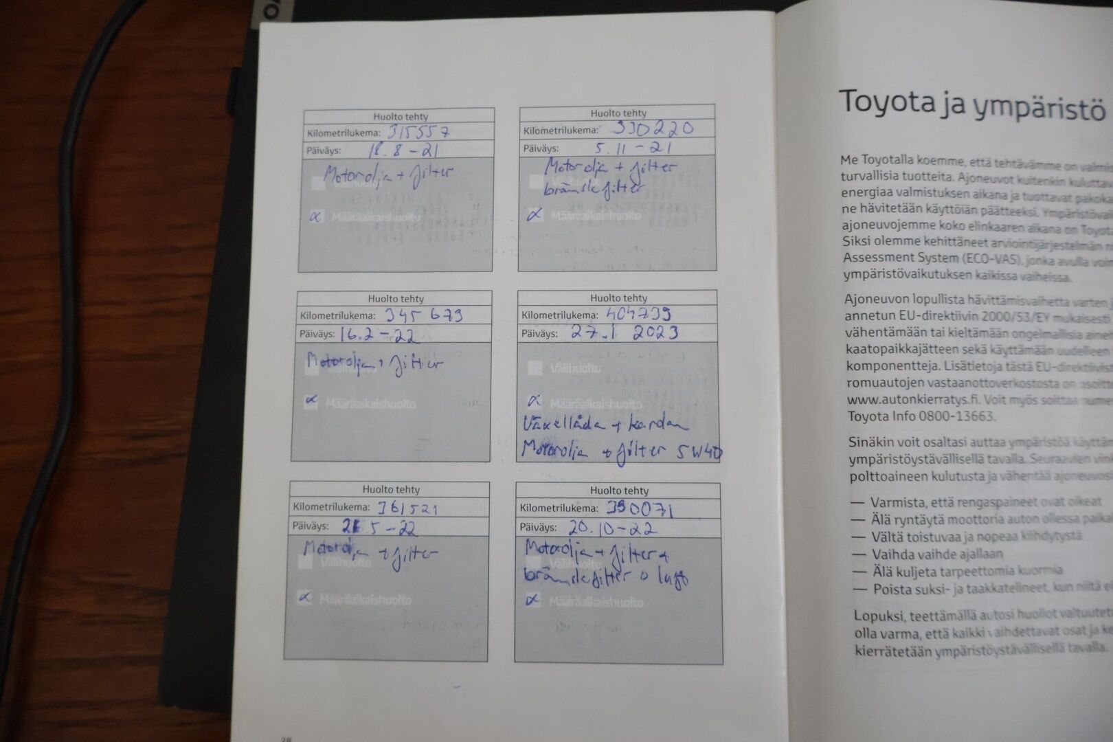 Toyota RAV4 2014 2,0 D-4D AWD Active *YritysOutlet - Myydään vain yrityksille / Webasto / Koukku / Lisävalo / Kamera / Navi * - *Kattavasti varusteltu! / Hyvin huollettu / Kaksilla renkailla ja vetokoukulla!*
