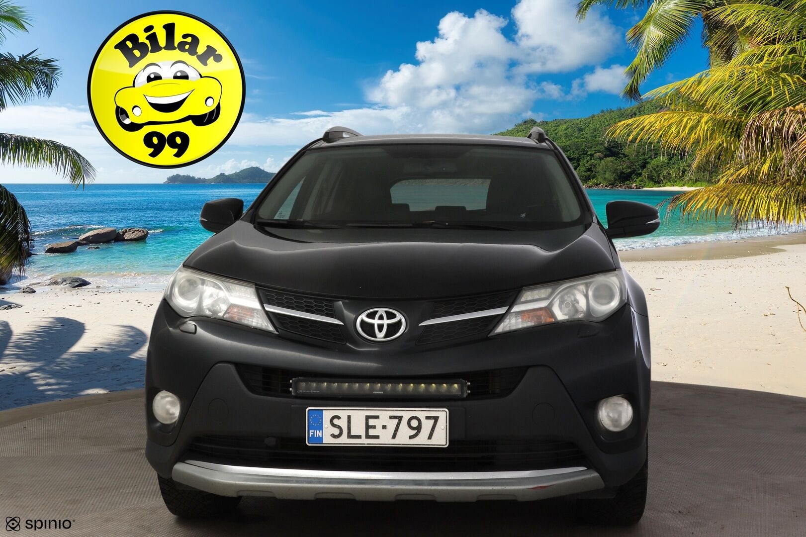 Toyota RAV4 2014 2,0 D-4D AWD Active *YritysOutlet - Myydään vain yrityksille / Webasto / Koukku / Lisävalo / Kamera / Navi * - *Kattavasti varusteltu! / Hyvin huollettu / Kaksilla renkailla ja vetokoukulla!*