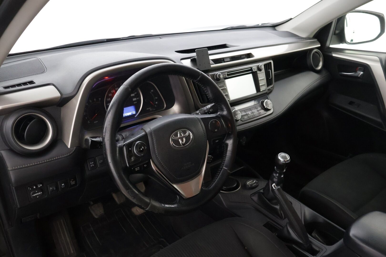Toyota RAV4 2014 2,0 D-4D AWD Active *YritysOutlet - Myydään vain yrityksille / Webasto / Koukku / Lisävalo / Kamera / Navi * - *Kattavasti varusteltu! / Hyvin huollettu / Kaksilla renkailla ja vetokoukulla!*