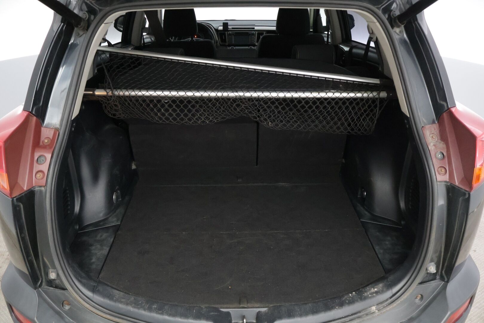 Toyota RAV4 2014 2,0 D-4D AWD Active *YritysOutlet - Myydään vain yrityksille / Webasto / Koukku / Lisävalo / Kamera / Navi * - *Kattavasti varusteltu! / Hyvin huollettu / Kaksilla renkailla ja vetokoukulla!*