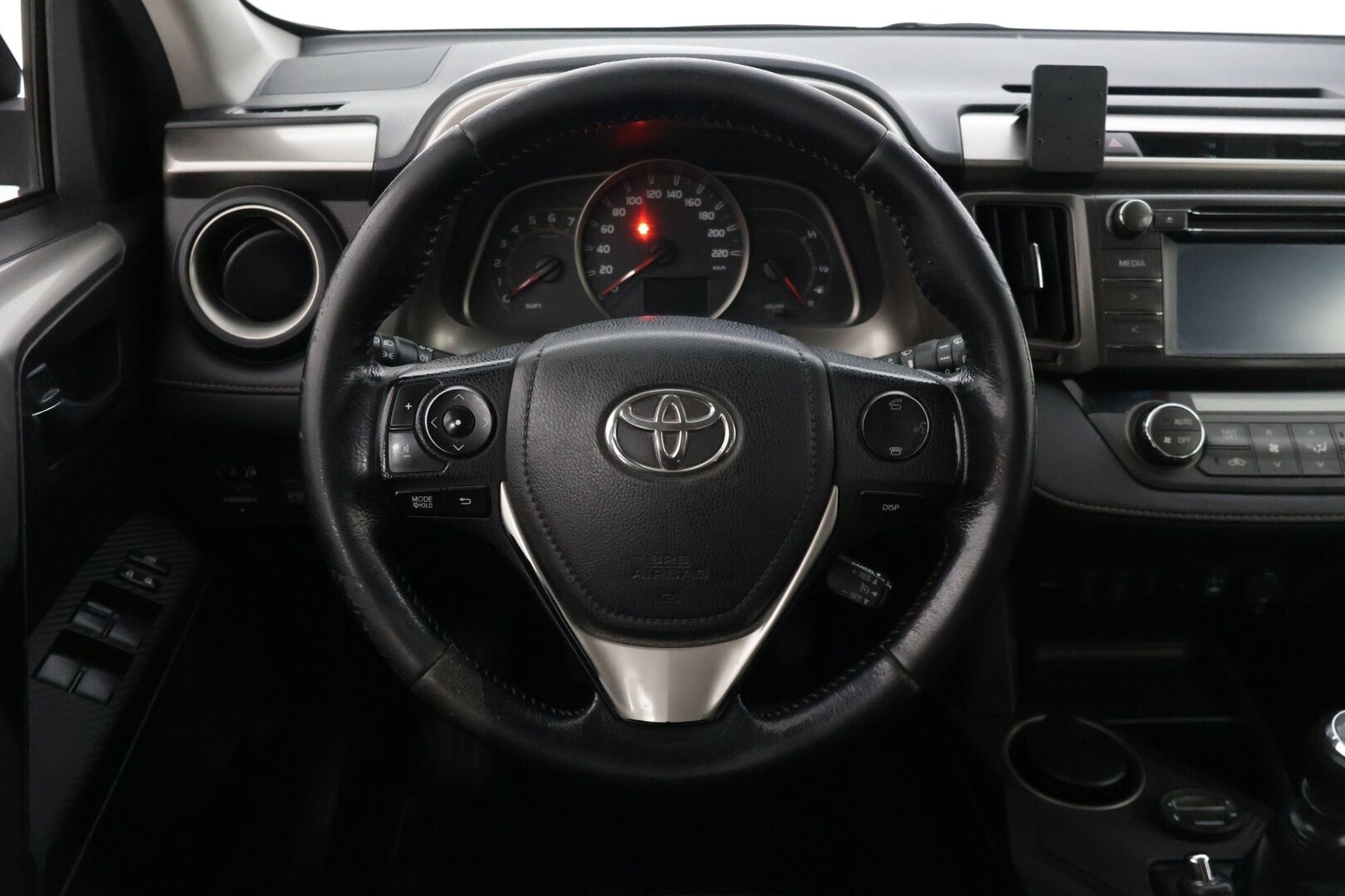Toyota RAV4 2014 2,0 D-4D AWD Active *YritysOutlet - Myydään vain yrityksille / Webasto / Koukku / Lisävalo / Kamera / Navi * - *Kattavasti varusteltu! / Hyvin huollettu / Kaksilla renkailla ja vetokoukulla!*