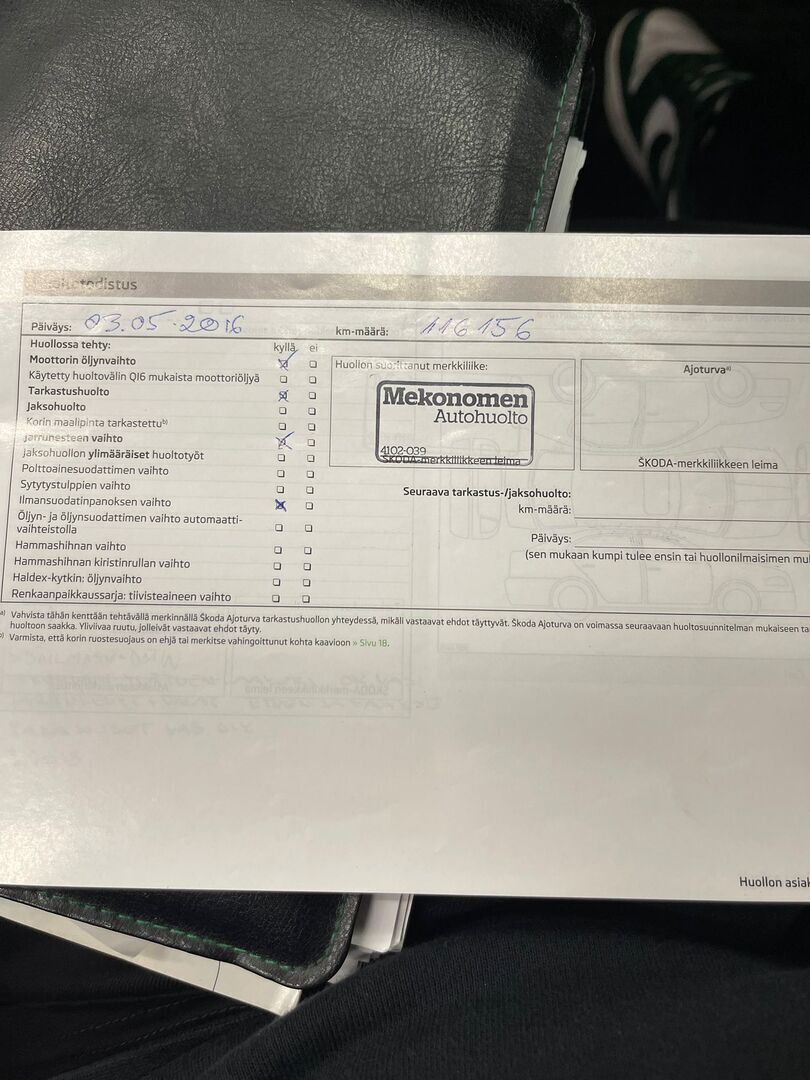 Skoda Octavia 2013 Combi 1,6 TDI Ambiente DSG Autom.** YritysOutlet - Myydään vain yrityksille - Suomi-auto / 2 renkaat / Vakionopeudensäädin / Lohkolämmitin sisäpistokkeella *