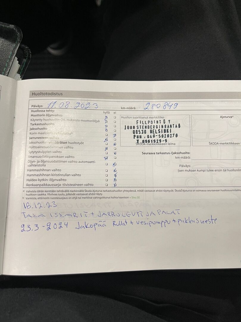 Skoda Octavia 2013 Combi 1,6 TDI Ambiente DSG Autom.** YritysOutlet - Myydään vain yrityksille - Suomi-auto / 2 renkaat / Vakionopeudensäädin / Lohkolämmitin sisäpistokkeella *
