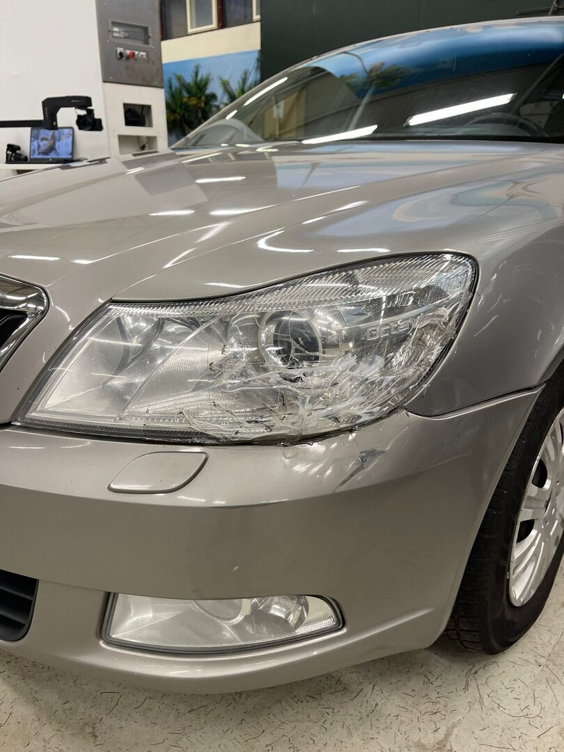 Skoda Octavia 2013 Combi 1,6 TDI Ambiente DSG Autom.** YritysOutlet - Myydään vain yrityksille - Suomi-auto / 2 renkaat / Vakionopeudensäädin / Lohkolämmitin sisäpistokkeella *