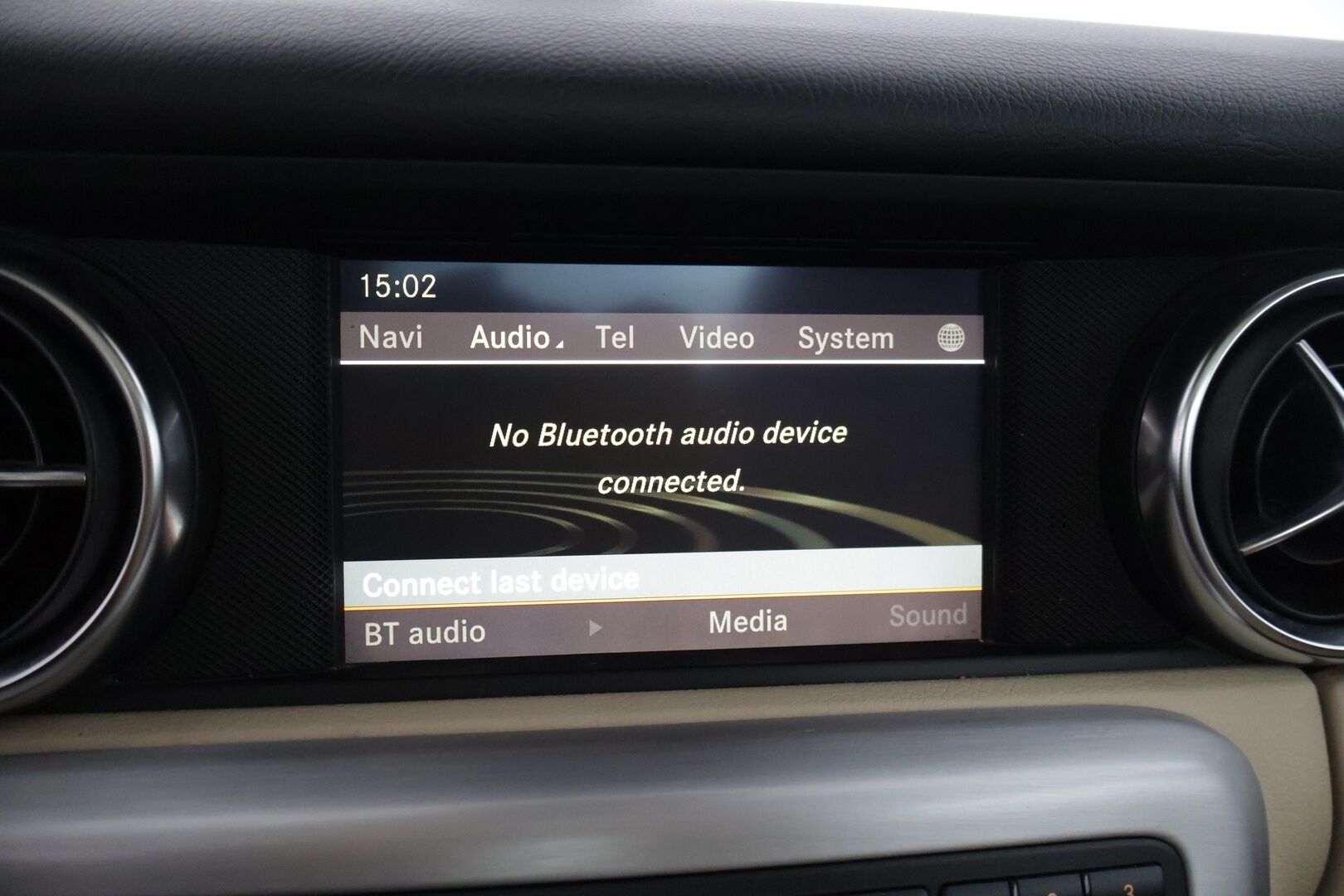 Mercedes-Benz SLK 2012 250 BE A * Distronic Pro / Magic Sky Control Panoraama / Vaaleat nahat / Urheilullinen alusta / Navi* - * Tehokkaampi 250, todella kovilla varusteilla. ACC, Sport alusta jne. Merkkiliikkeen huoltohistoria! 