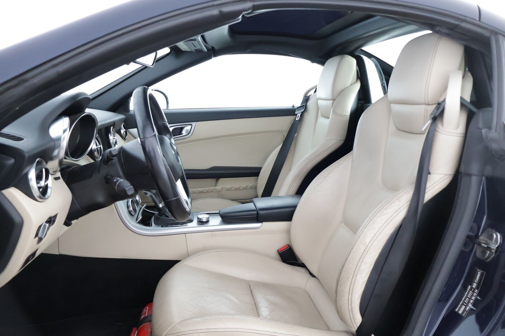 Mercedes-Benz SLK 2012 SLK 250 Avoauto (AE) 2ov 1796cm3 A - * Juuri tullut! / Merkkiliikkeen huoltohistoria! / Jakoketju vaihdettu! *