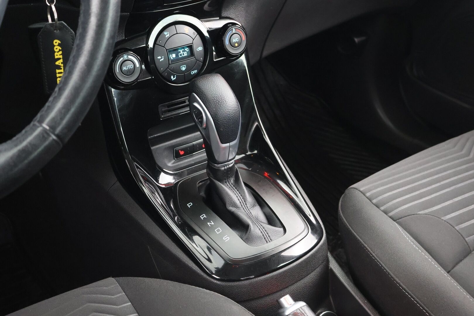 Ford Fiesta 2014 1,0 EcoBoost 100hv PowerShift Titanium A6 5-ovinen - | Kahdet hyvät renkaat! | Suomi-Auto | Ilmastointi | Vakkari | Erinomaiset huollot!
