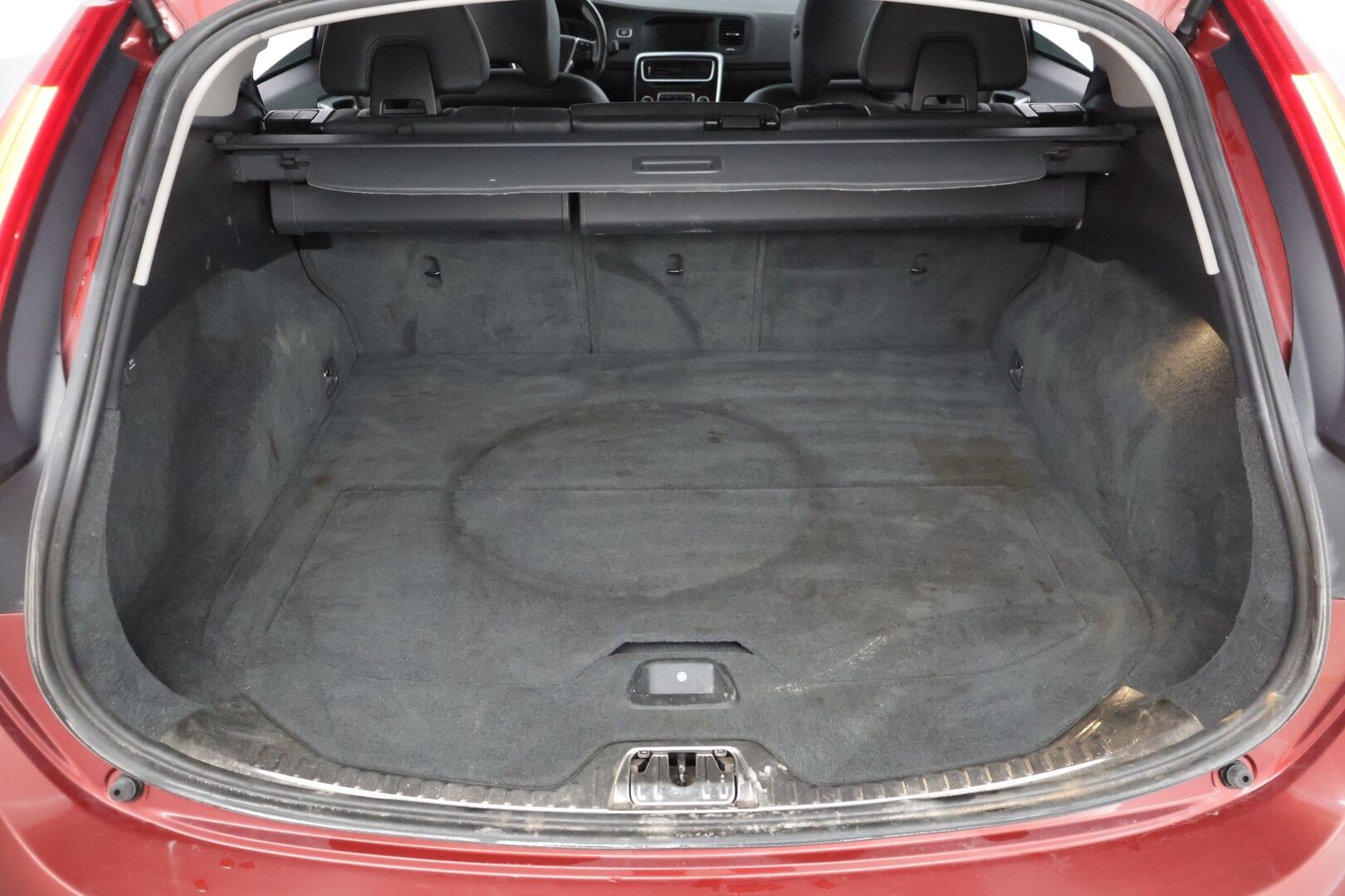 Volvo V60 2014 D5 AWD Summum Edition aut * ACC / Webasto / Digimittari / Koukku / Nahat * - Hyvä huoltohistoria / Huollettu 7/2025 / Suomi-auto