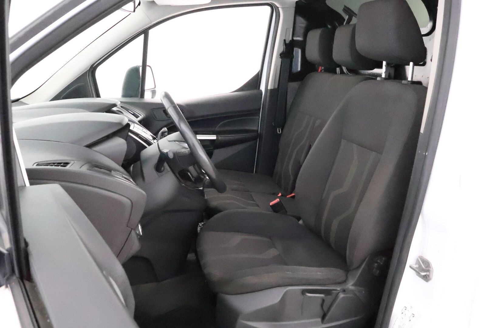 Ford Transit Connect 2014 230 1,6 TDCi 95 hv Trend M5 L2   *YritysOutlet - Myydään vain yrityksille* - Vakkari / koukku / Katsastus 07/2026!