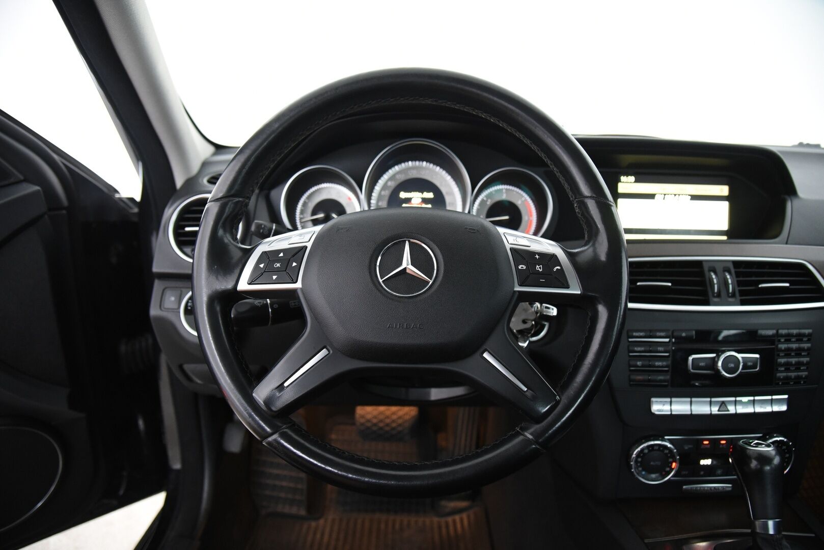 Mercedes-Benz C 2011 C 220 CDI Sedan (AA) 4ov 2143cm3 A - Myydään huutokaupat.comissa!