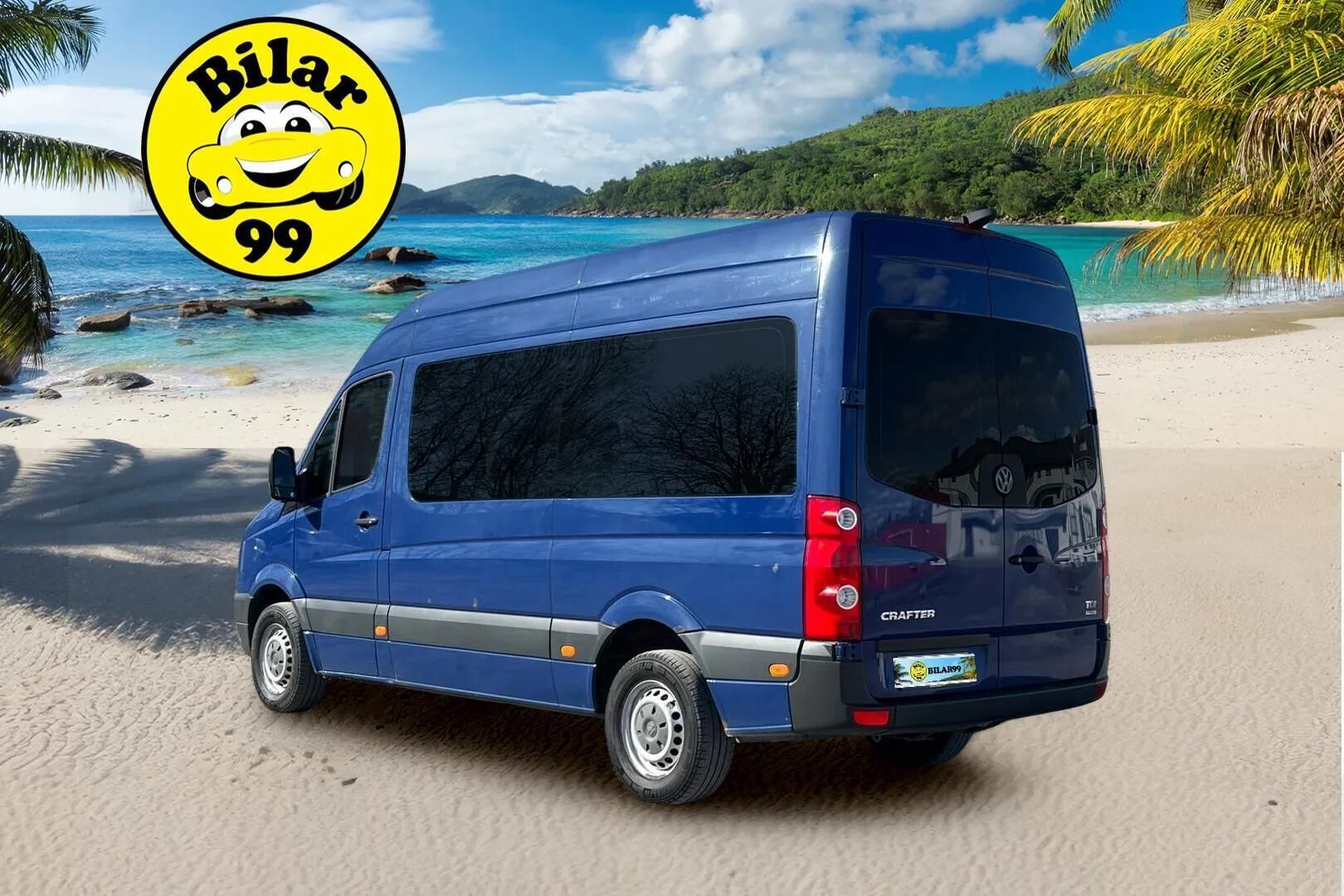 Volkswagen Crafter 2015 35 Kombi 2,0 TDI 120 kW, 3665, 2-0-0-0 - 9-p | CarSportin nahkasisusta! | Webasto | P. Kamera | Hihna vaihdettu 196tkm!  | B-kortilla ajettava! 