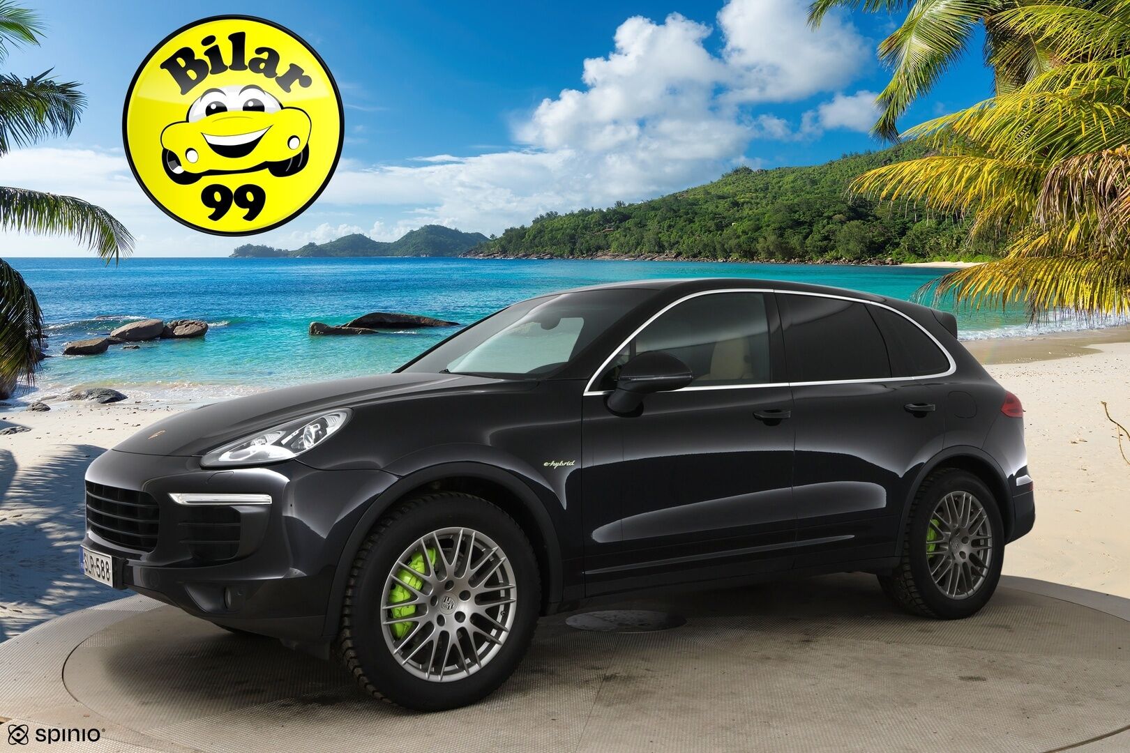 Porsche Cayenne 2015 S E-hybrid / Suomi-auto / Vetokoukku / PASM / 12-istuimet / Vaaleat nahat - 2x renkaat / Huoltokirja - HULLUT AVAJAISHULINAT KORKOTARJOUS 3,29 %