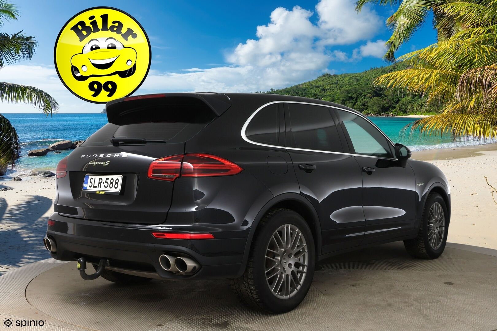 Porsche Cayenne 2015 S E-hybrid / Suomi-auto / Vetokoukku / PASM / 12-istuimet / Vaaleat nahat - 2x renkaat / Huoltokirja