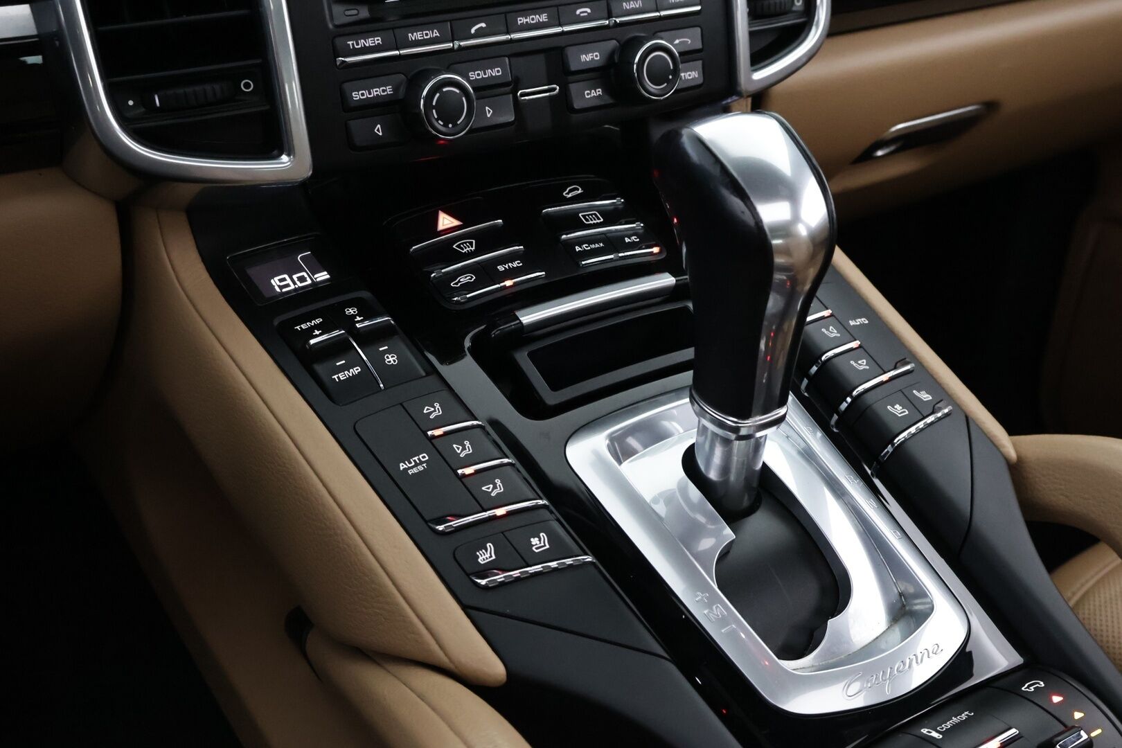Porsche Cayenne 2015 S E-hybrid - Mattateippaus | Suomiauto | Bose | ACC | PASM | Ilmastoidut Nahat Muisteilla | 8-Suuntaiset Penkit | Panorama |SUPERVARUSTEET!