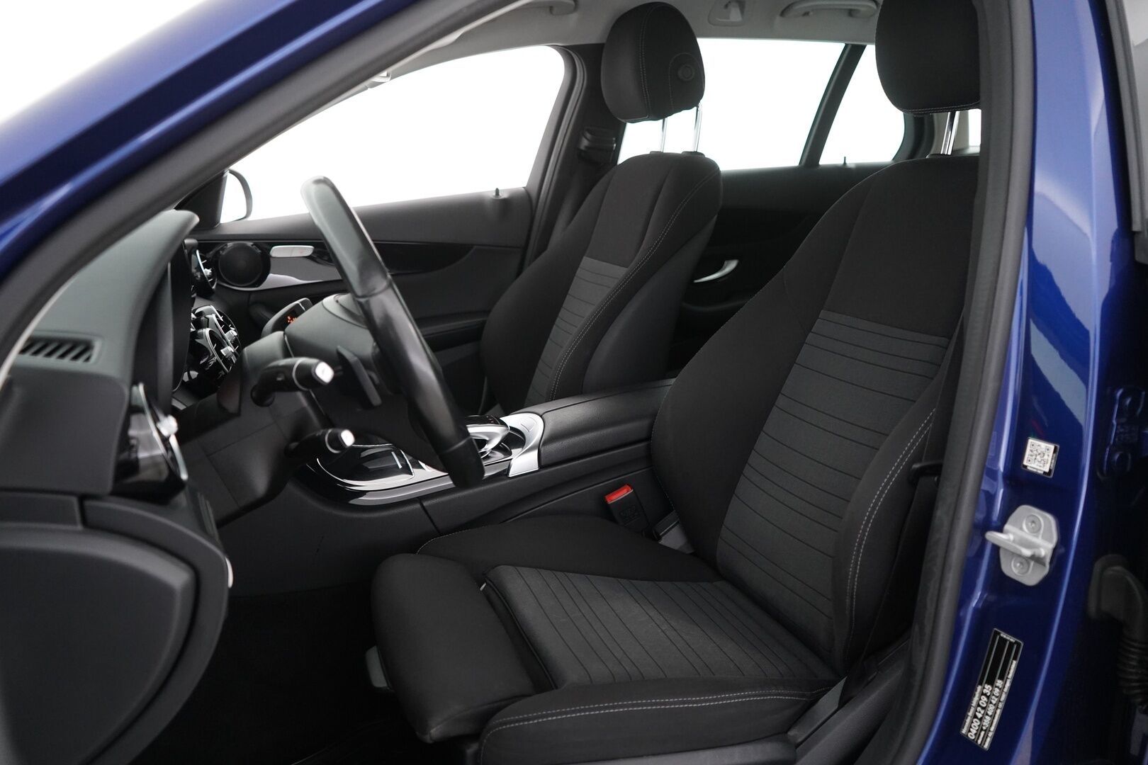 Mercedes-Benz C 2015 200 T A Premium Business - Suomi- auto | LED | Vakkari | Lohkolämmitin | Tutkat | Sporttipenkit | Kahdet renkaat aluvantein | Seuraava katsastus 4.2027