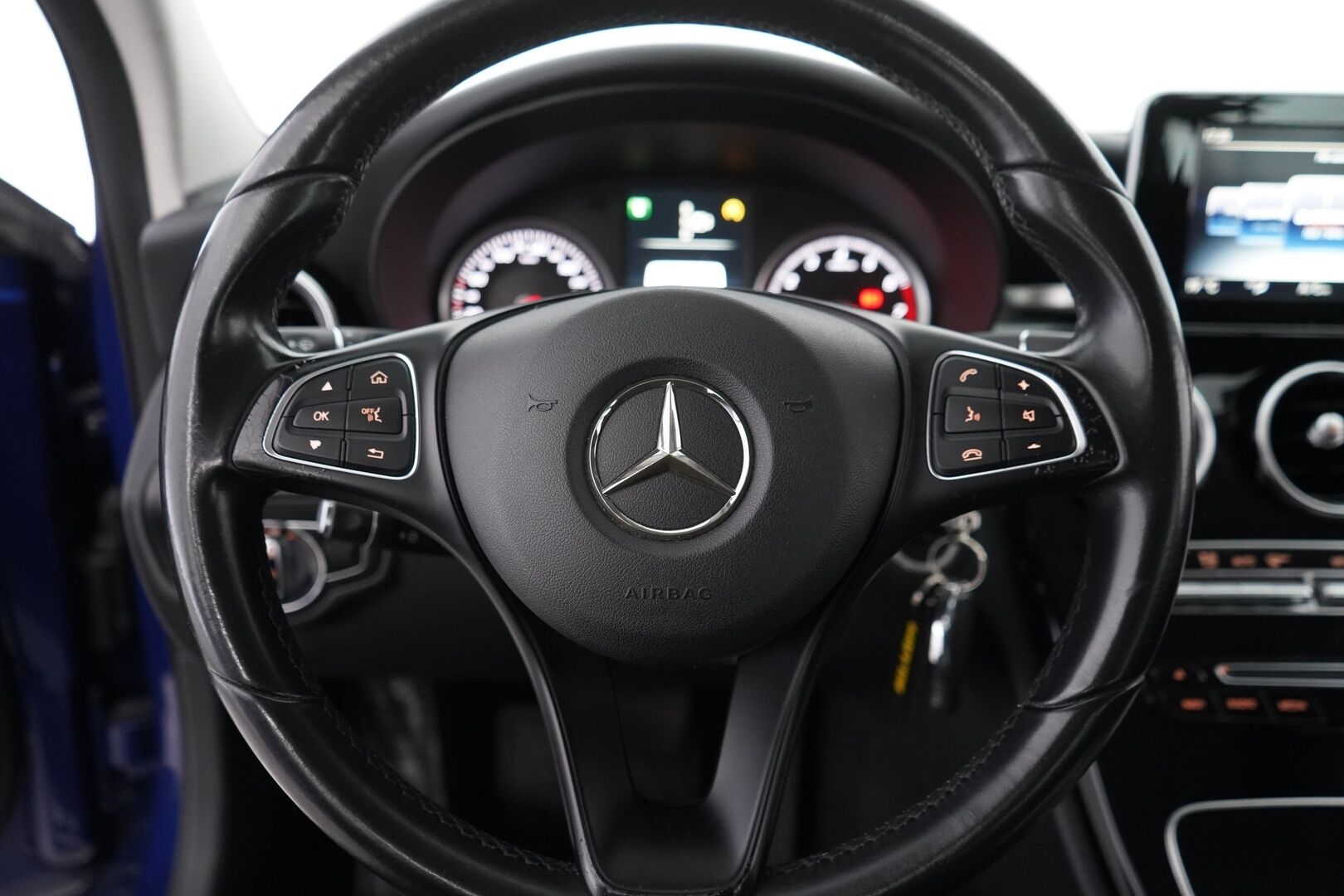 Mercedes-Benz C 2015 200 T A Premium Business - Suomi- auto | LED | Vakkari | Lohkolämmitin | Tutkat | Sporttipenkit | Kahdet renkaat aluvantein | Seuraava katsastus 4.2027