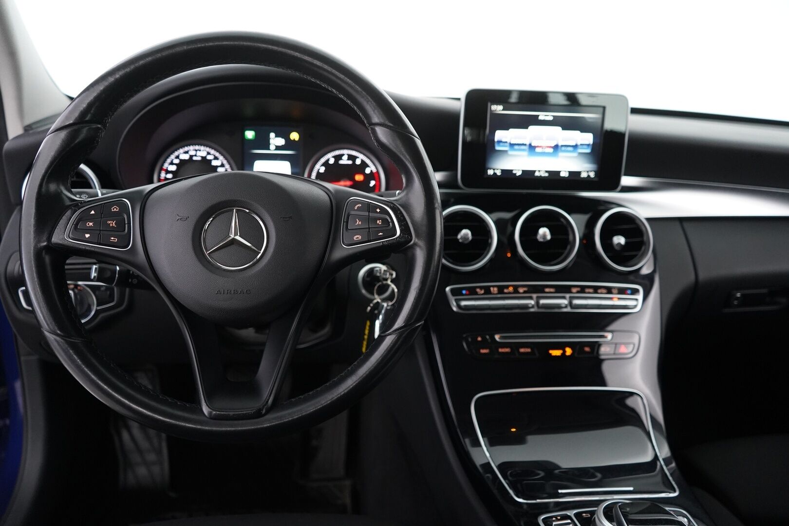 Mercedes-Benz C 2015 200 T A Premium Business - Suomi- auto | LED | Vakkari | Lohkolämmitin | Tutkat | Sporttipenkit | Kahdet renkaat aluvantein | Seuraava katsastus 4.2027