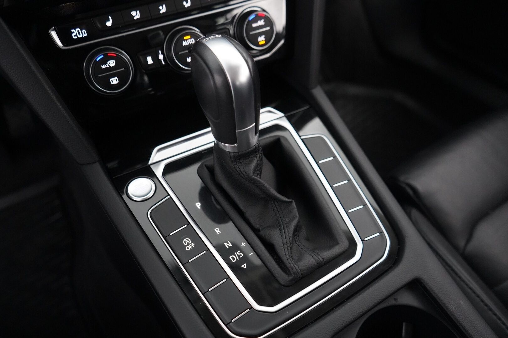 Volkswagen Passat 2015 Variant Highline 2,0 TDI 110 kW (150 hv) BlueMotion Technology DSG-aut. *ACC / Nahat / Webasto / Keyless* - Suomi-auto / Kahdet renkaat vanteilla / Juuri huollettu - HULLUT AVAJAISHULINAT KORKOTARJOUS 3,29 %