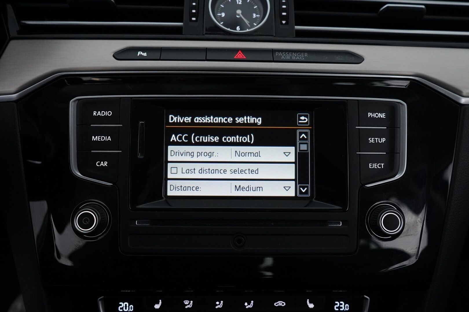 Volkswagen Passat 2015 Variant Highline 2,0 TDI 110 kW (150 hv) BlueMotion Technology DSG-aut. *ACC / Nahat / Webasto / Keyless* - Suomi-auto / Kahdet renkaat vanteilla / Juuri huollettu - HULLUT AVAJAISHULINAT KORKOTARJOUS 3,29 %