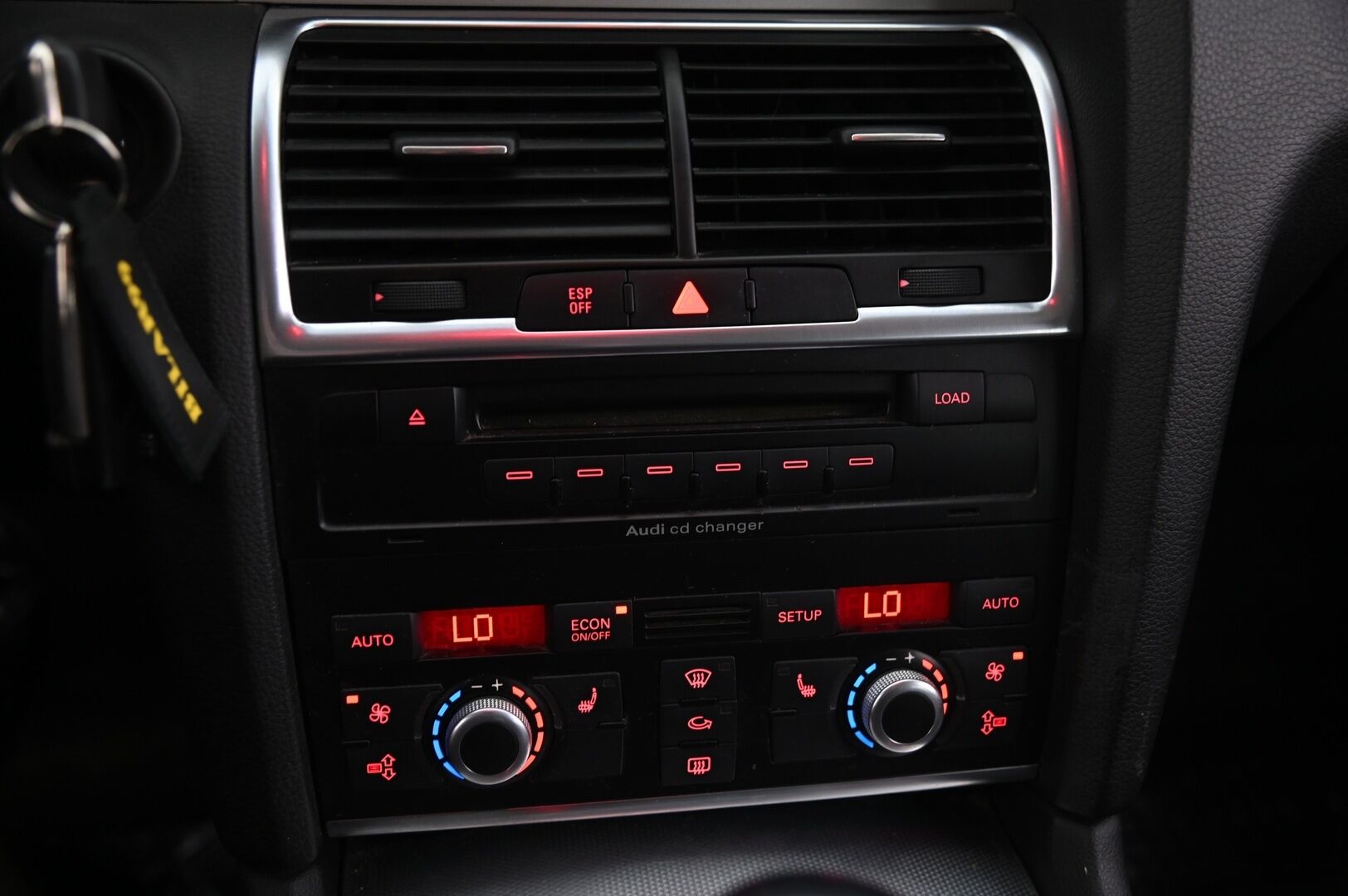 Audi Q7 2007 Q7 Farmari S-line *P-kamera / lohko / vetokoukku* - *Yritysoutlet - Myydään vain yrityksille!* - HULLUT AVAJAISHULINAT KORKOTARJOUS 3,29 %