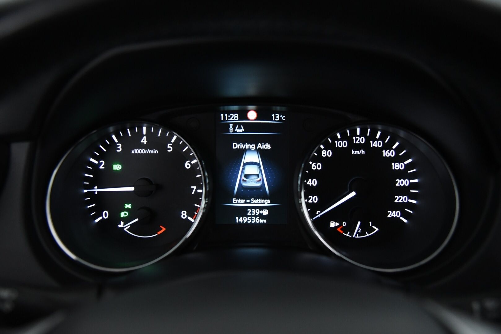 Nissan Qashqai 2015 DIG-T 163 Acenta 2WD 6M/T E6 Safety Pack / P-Tutkat / Vetokoukku / Lohko + sis. pistoke / Bluetooth - Suomi-Auto hyvällä huoltohistorialla! - HULLUT JOULUT KORKOTARJOUS 2,49% 